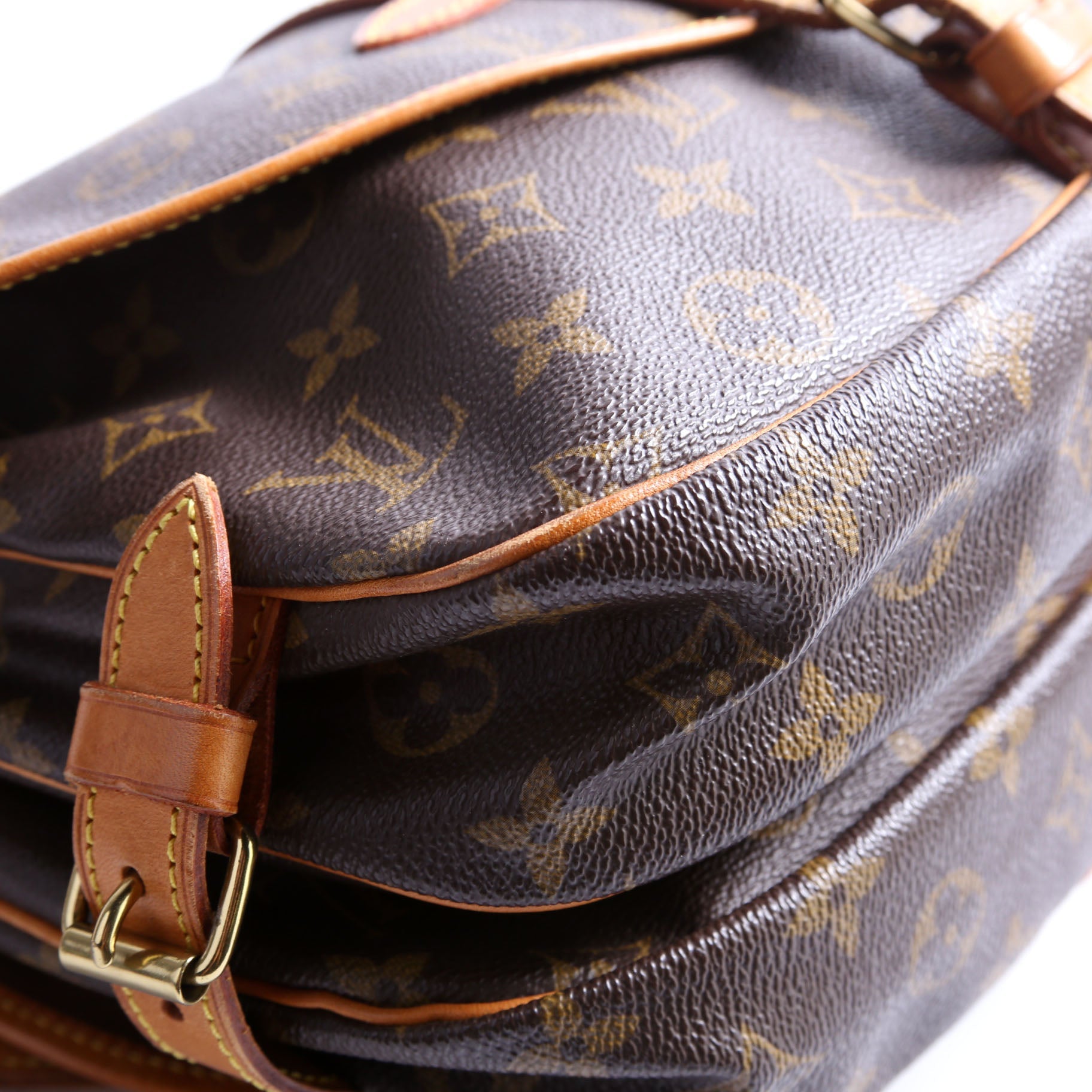 Saumur 30 Monogram