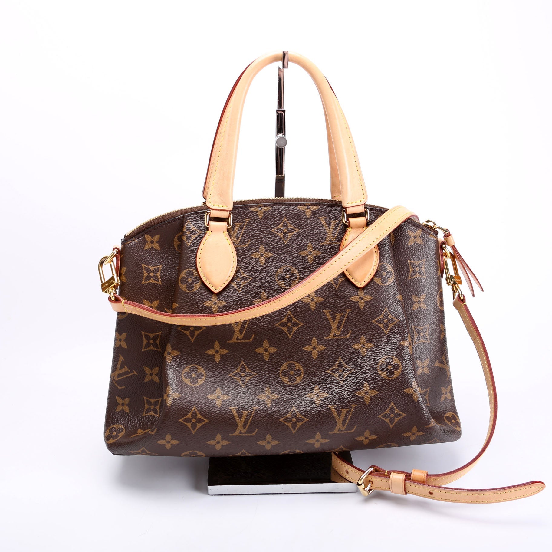 Rivoli NM PM Monogram