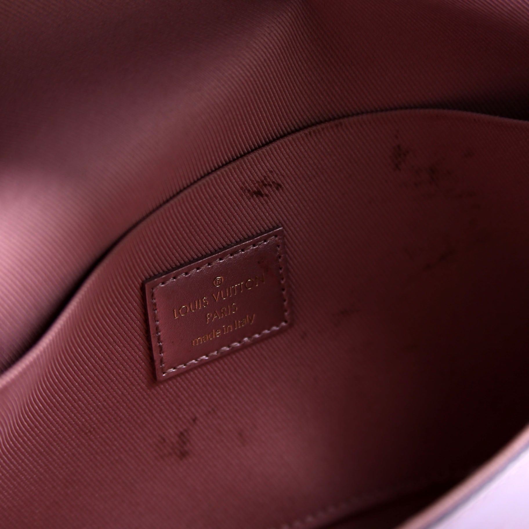 Pochette Felicie Metallic Vernis Pink