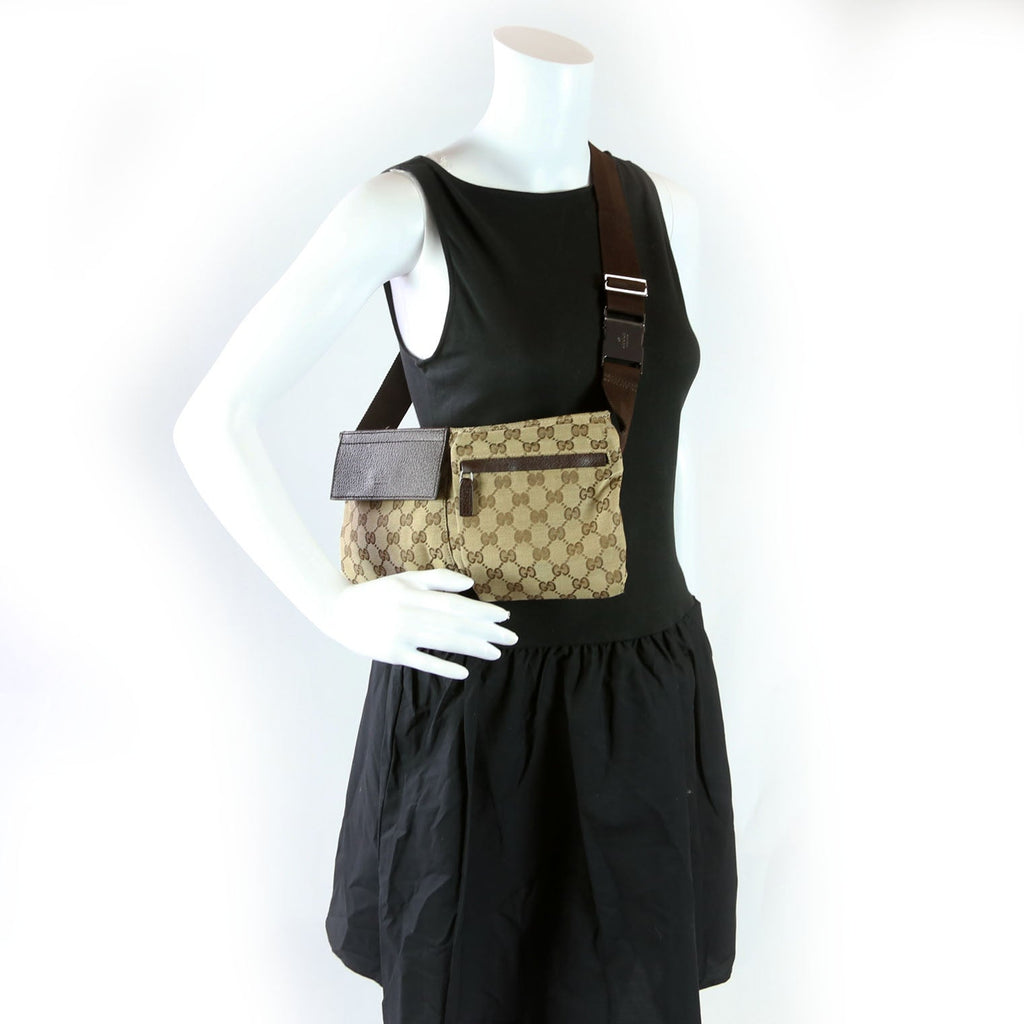 28566 GG Canvas Waist Bag Brown