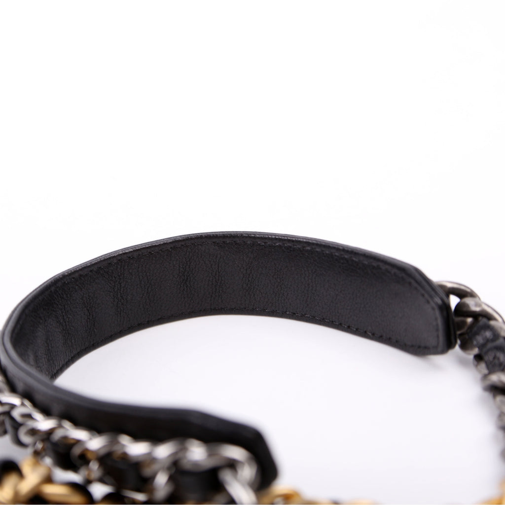 Chanel 19 Round Clutch Goarskin 29M Black