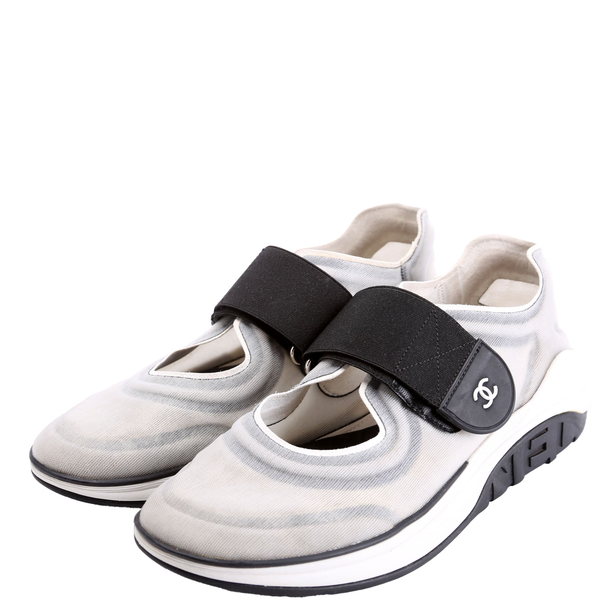 CC Mesh/Lycra Sneakers Size 37
