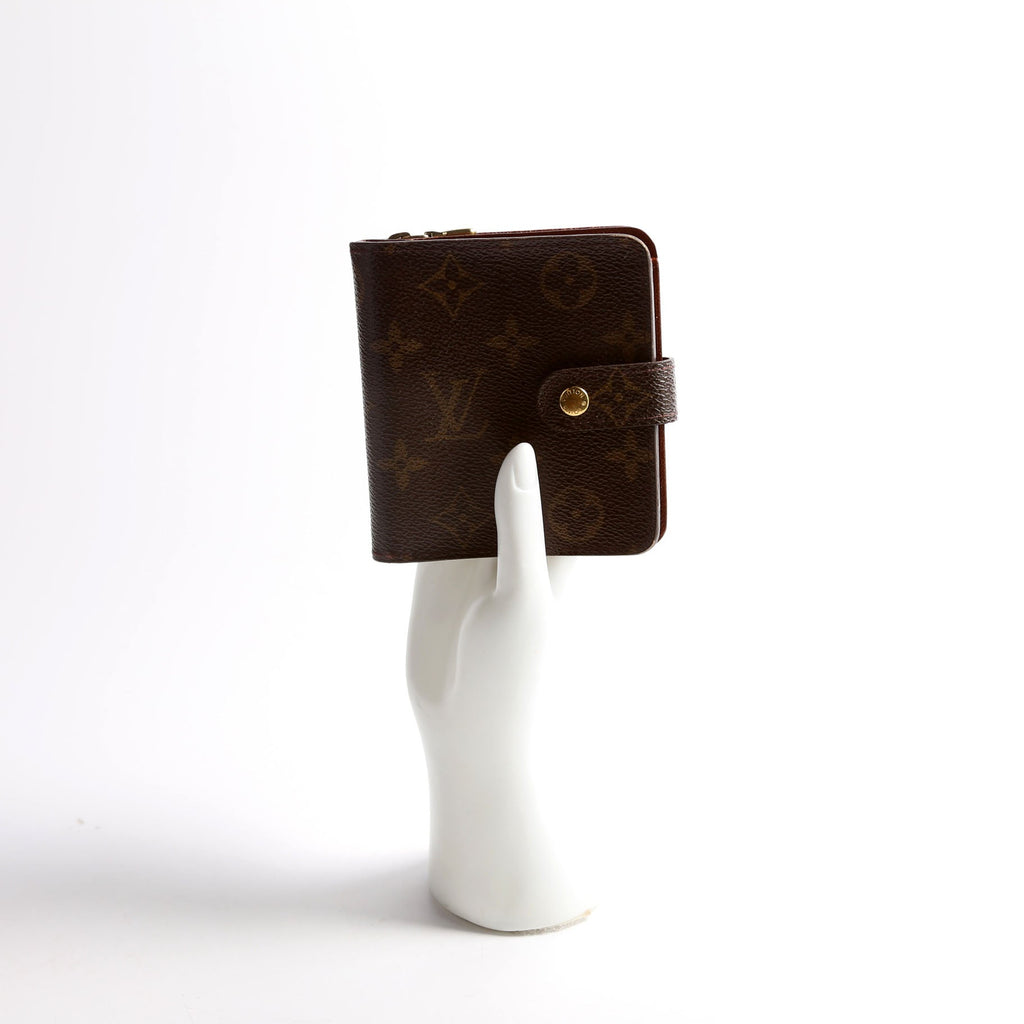 Compact Zippe Wallet Monogram