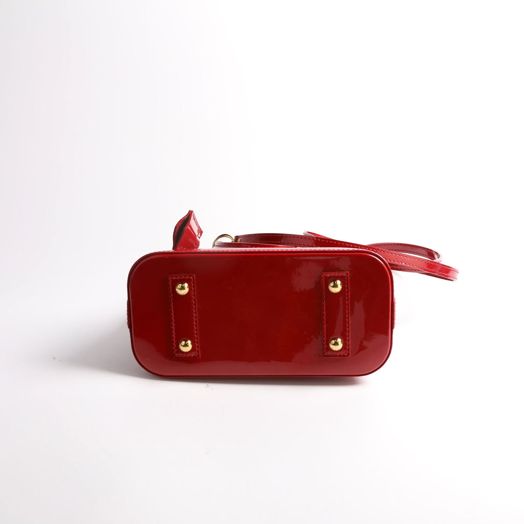 Alma BB Vernis Red