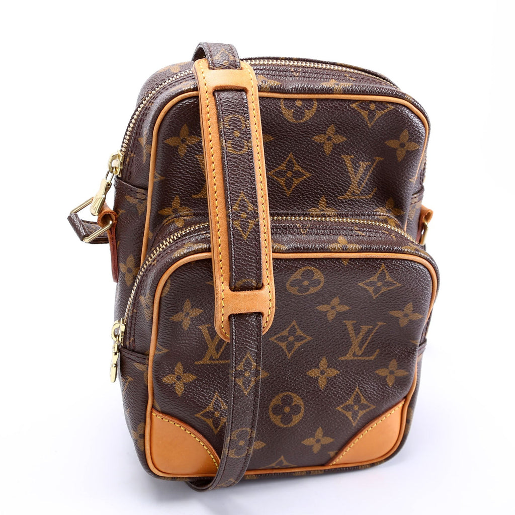 Amazone Monogram