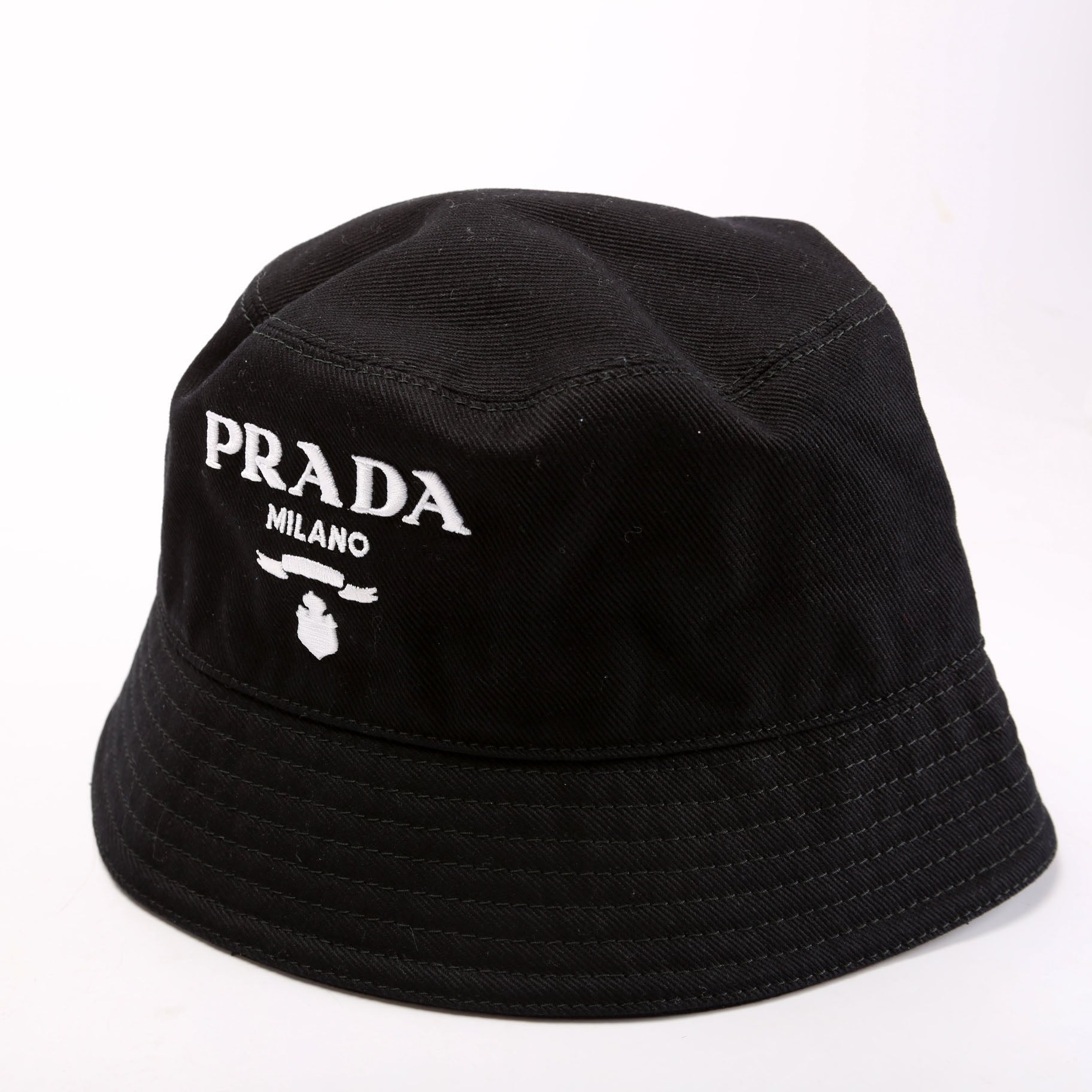 1HC137 Canvas Large Logo Bucket Size Small Black
