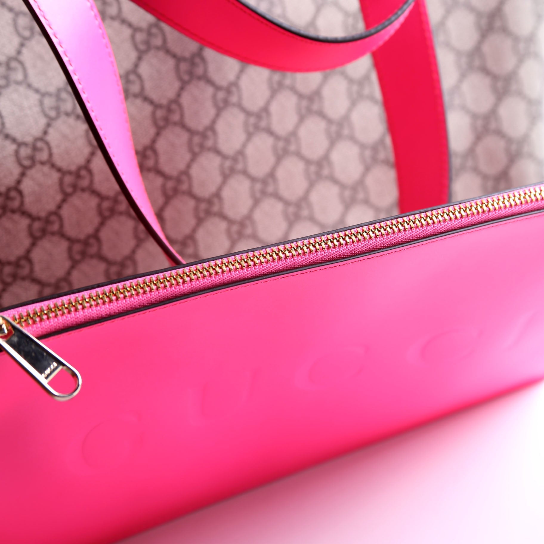 792529 GG Supreme Totissima Medium Tote Pink