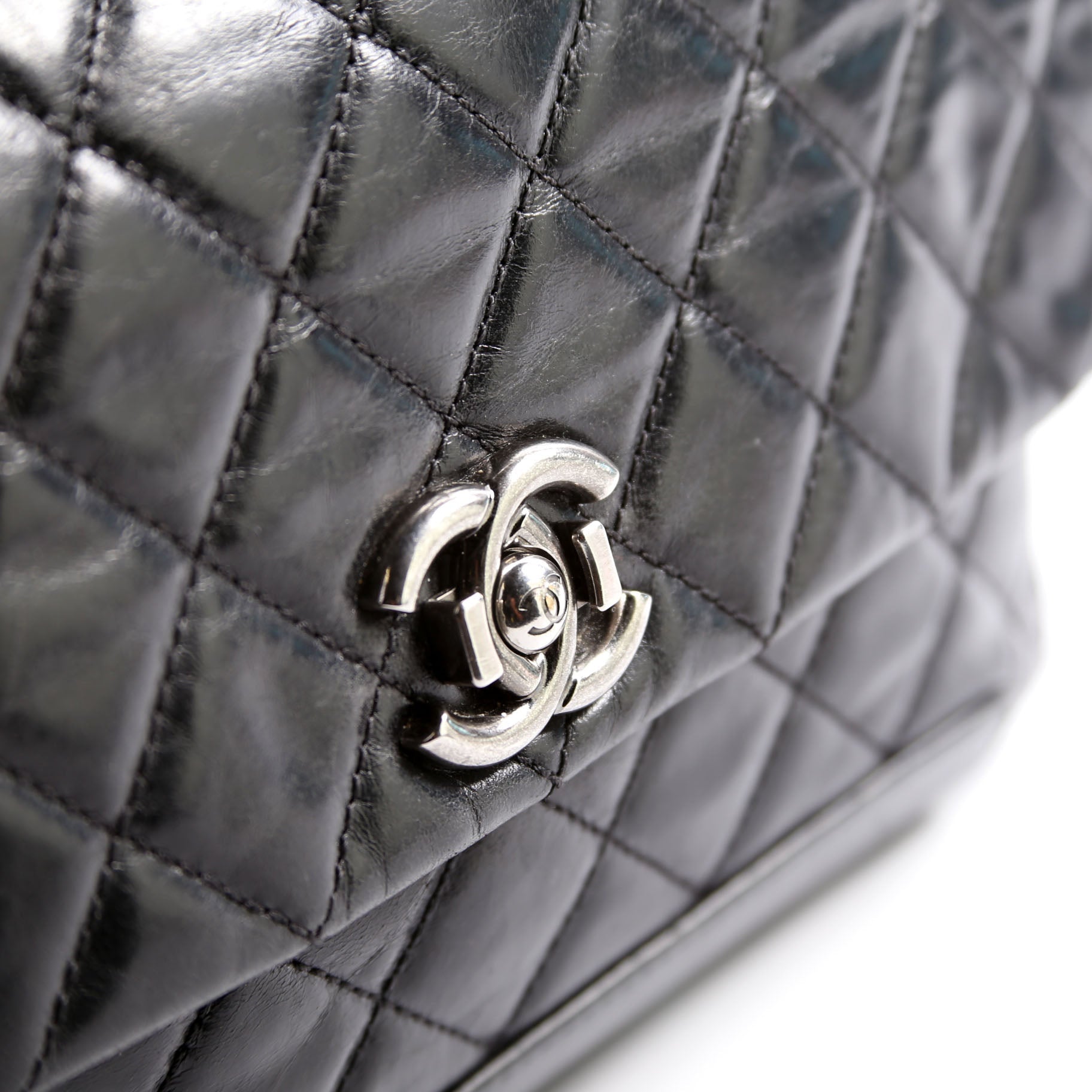 CC Flap Bag Aged Calfskin 17M Black