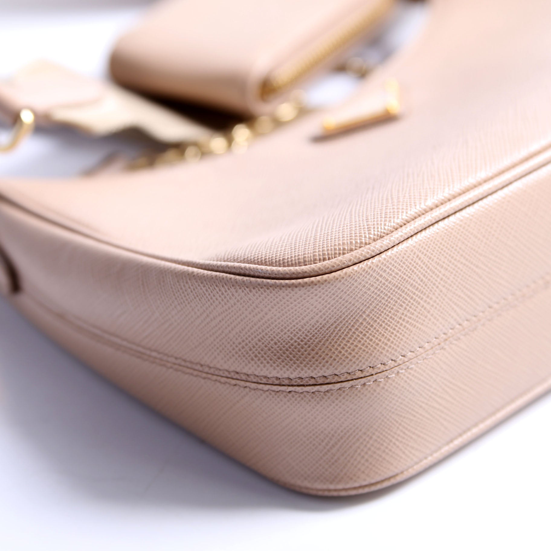 Saffiano Re-Edition 2005 Beige