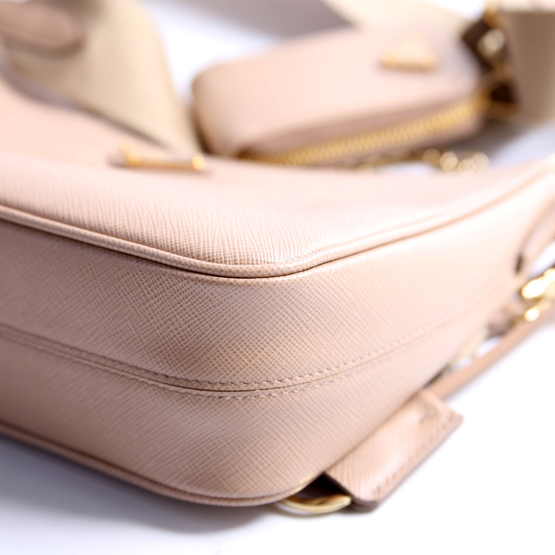 Saffiano Re-Edition 2005 Beige