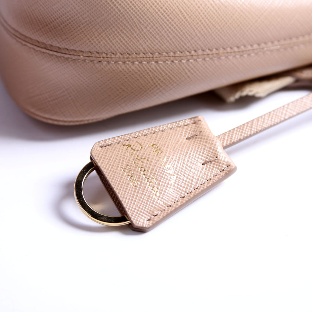 Saffiano Re-Edition 2005 Beige