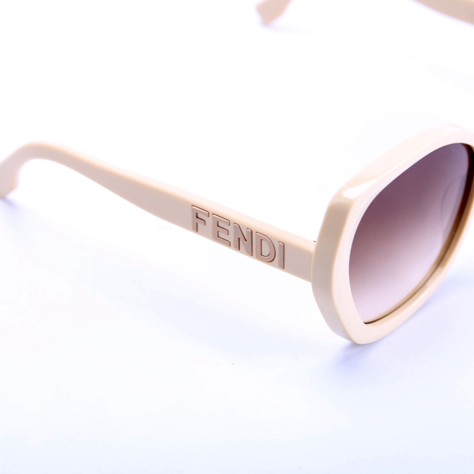 FE40112I Oversized Butterfly Acetate Beige