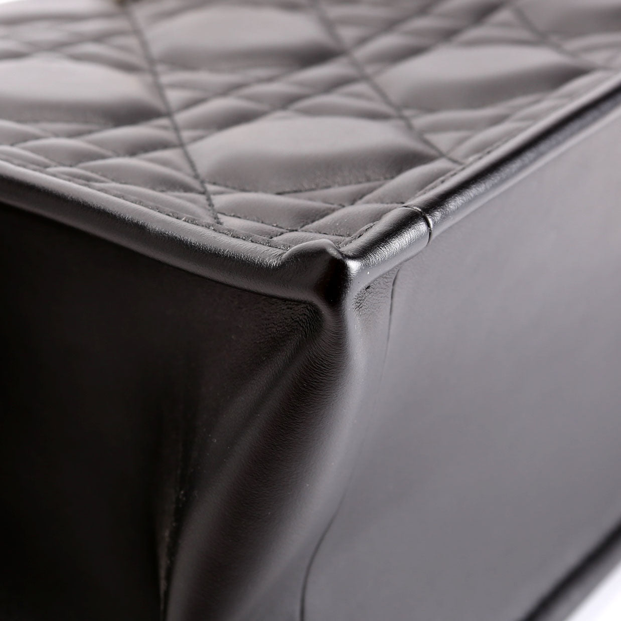 Book Tote Small Lambskin Cannage Black