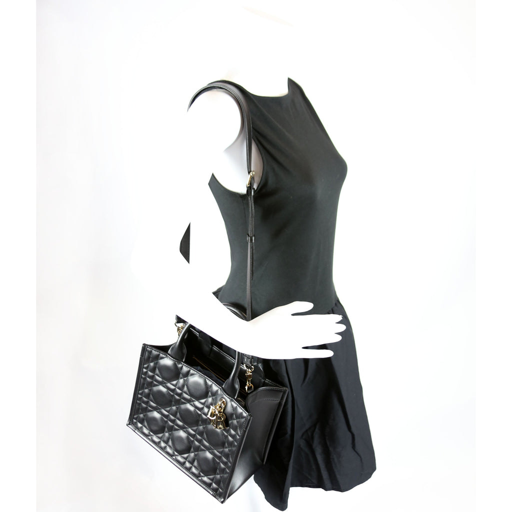 Book Tote Small Lambskin Cannage Black
