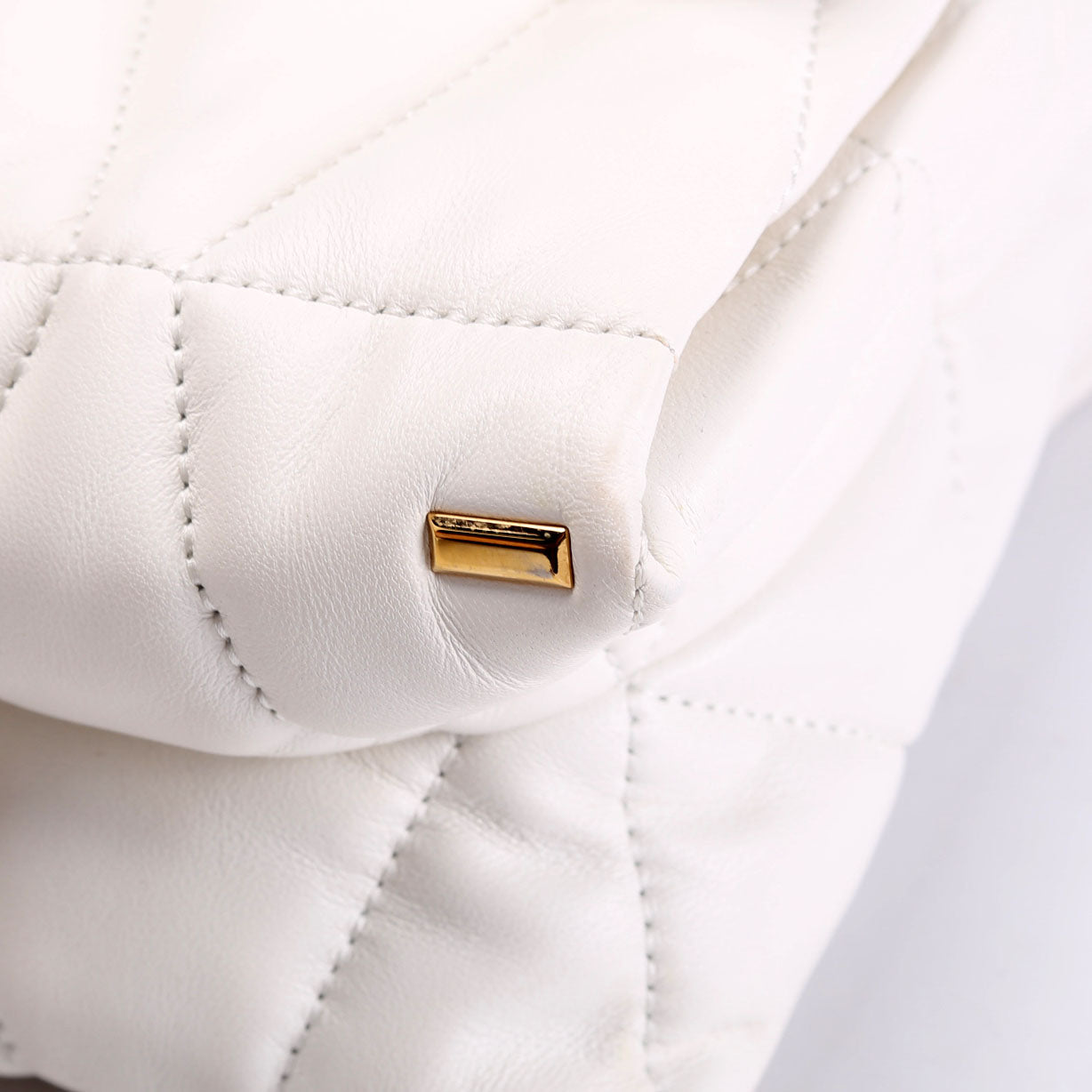 Kleio Quilted Shoulder Bag White