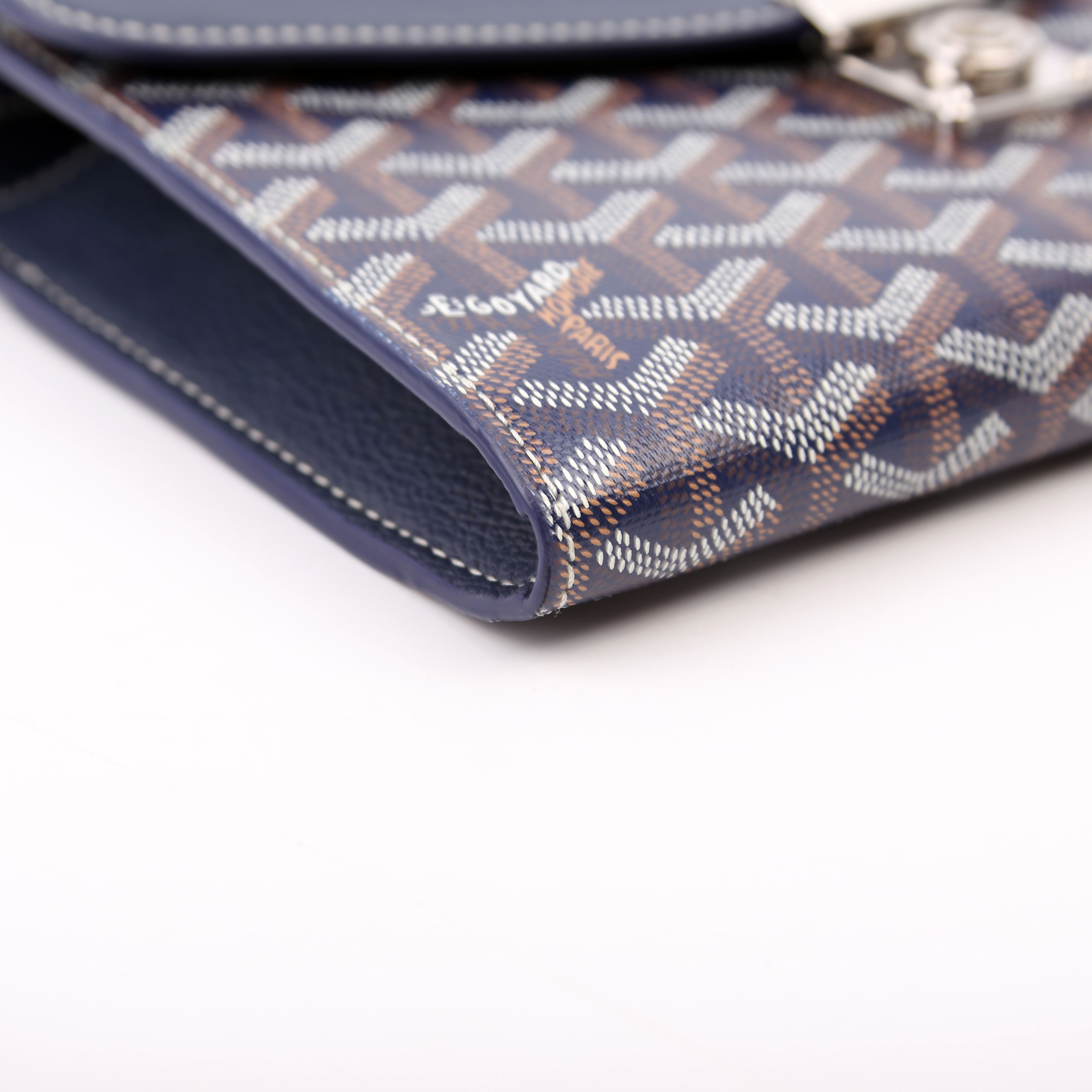 Chypre Pouch Wallet With Strap Navy
