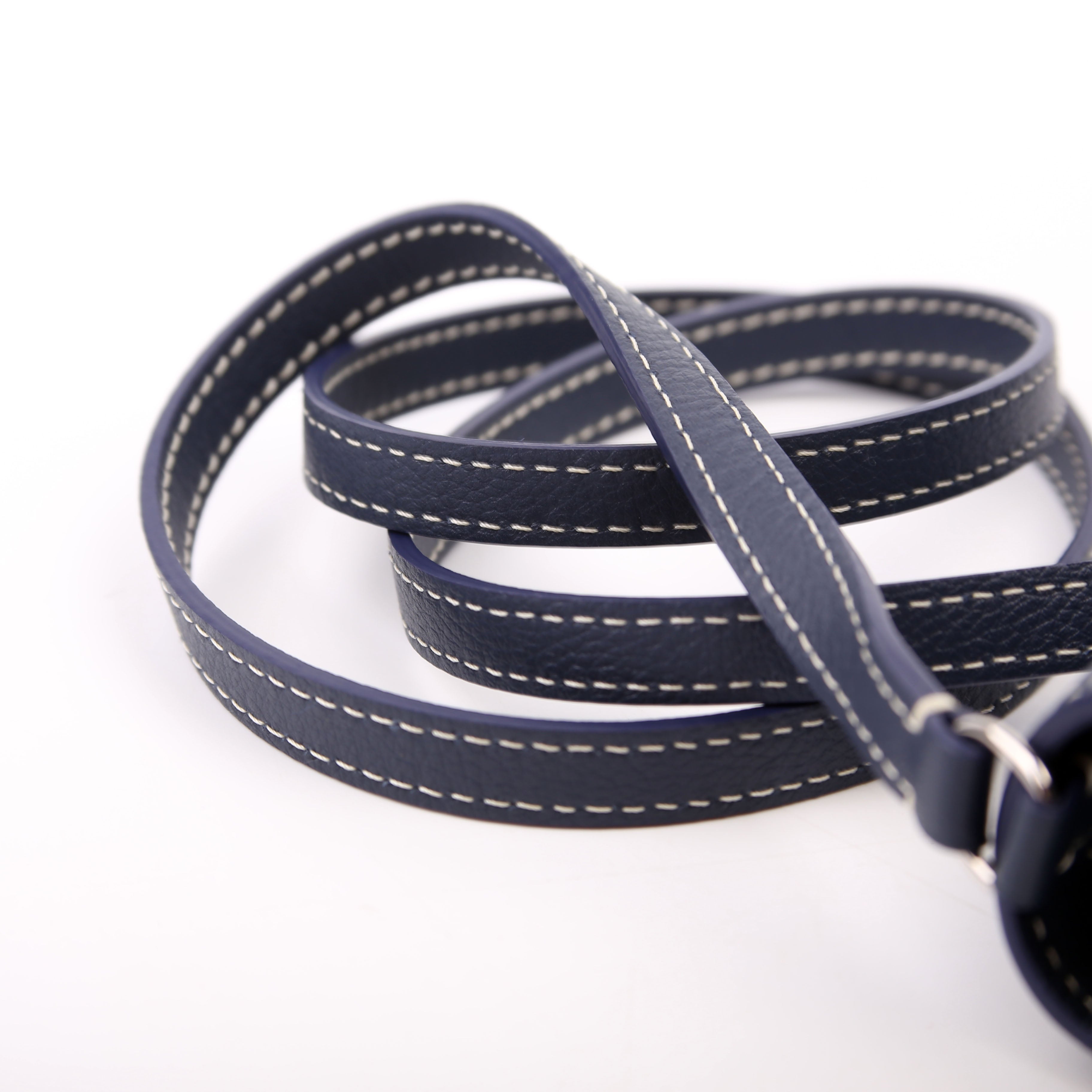 Chypre Pouch Wallet With Strap Navy