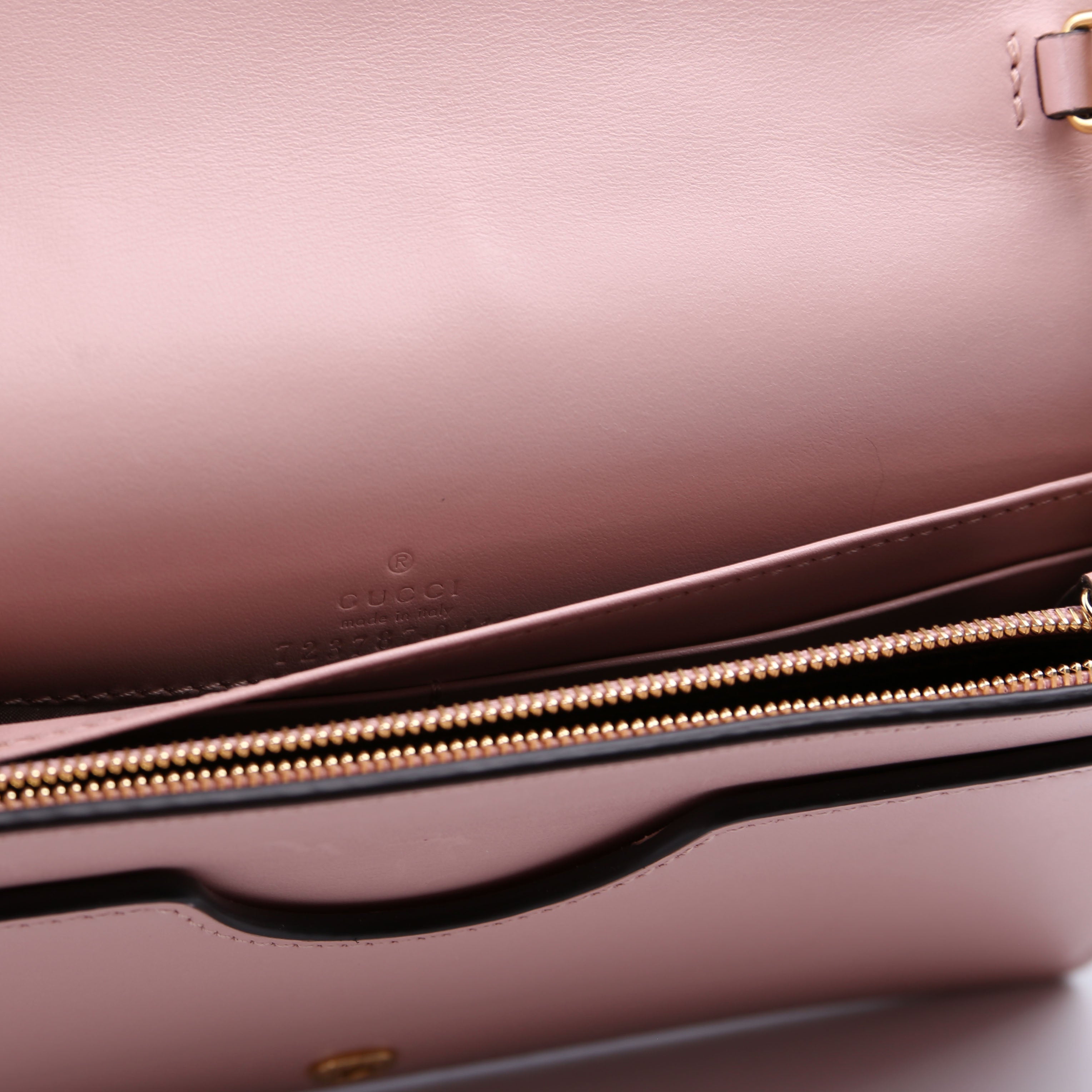723787 GG Matelasse Chain Wallet Pink