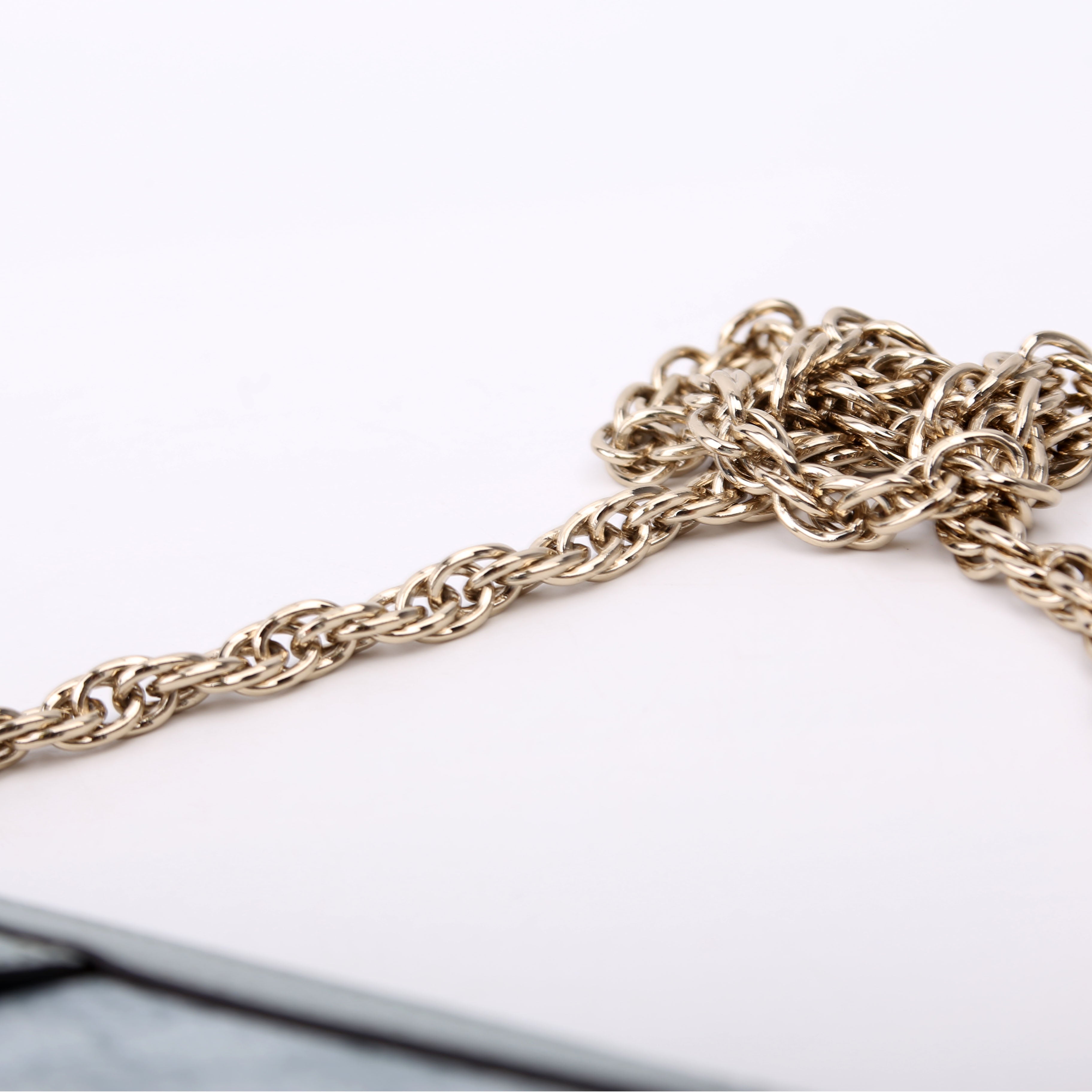 Gucci 503877 GG Supreme Ophidia Small Chain Blue