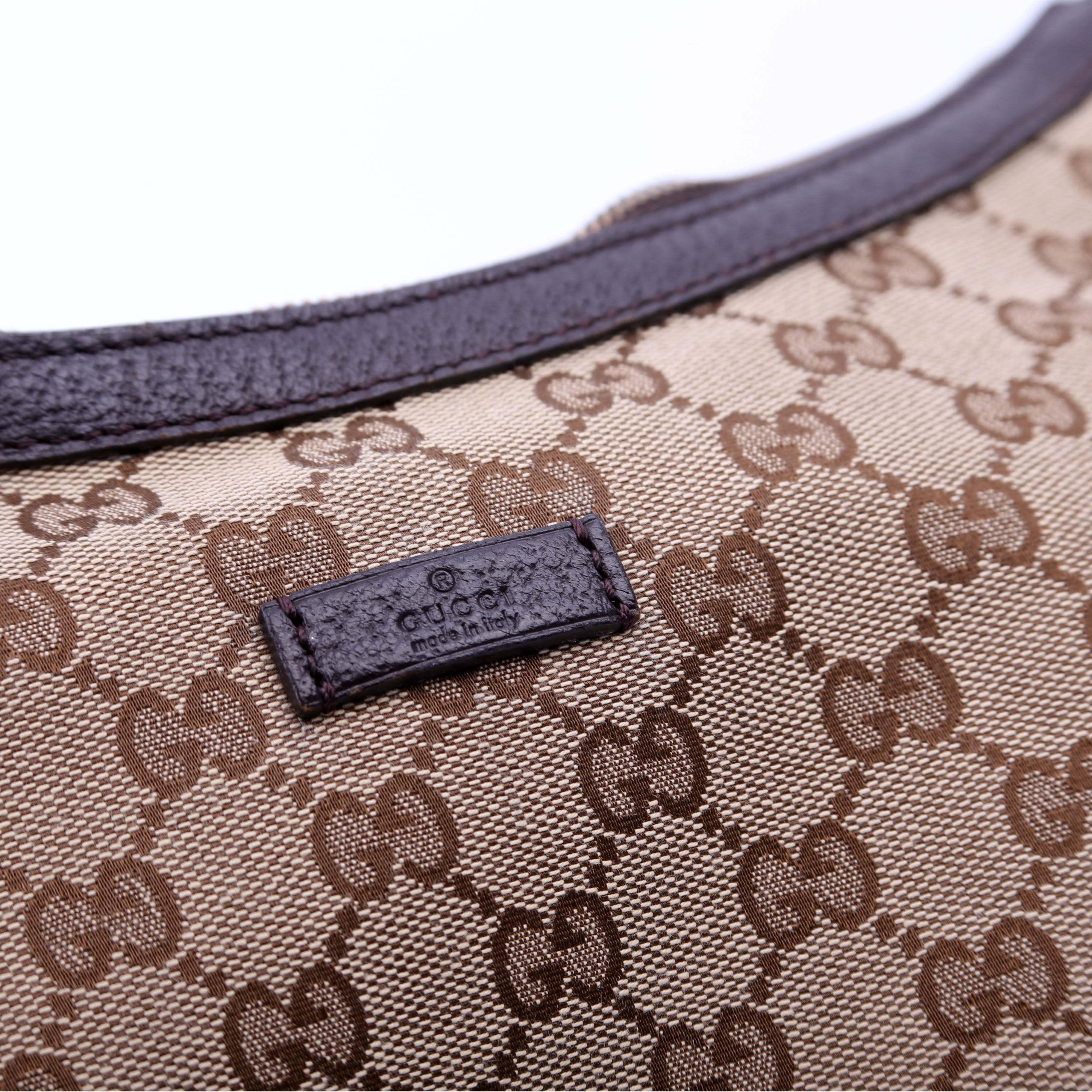 181092 GG Canvas Half Moon Hobo