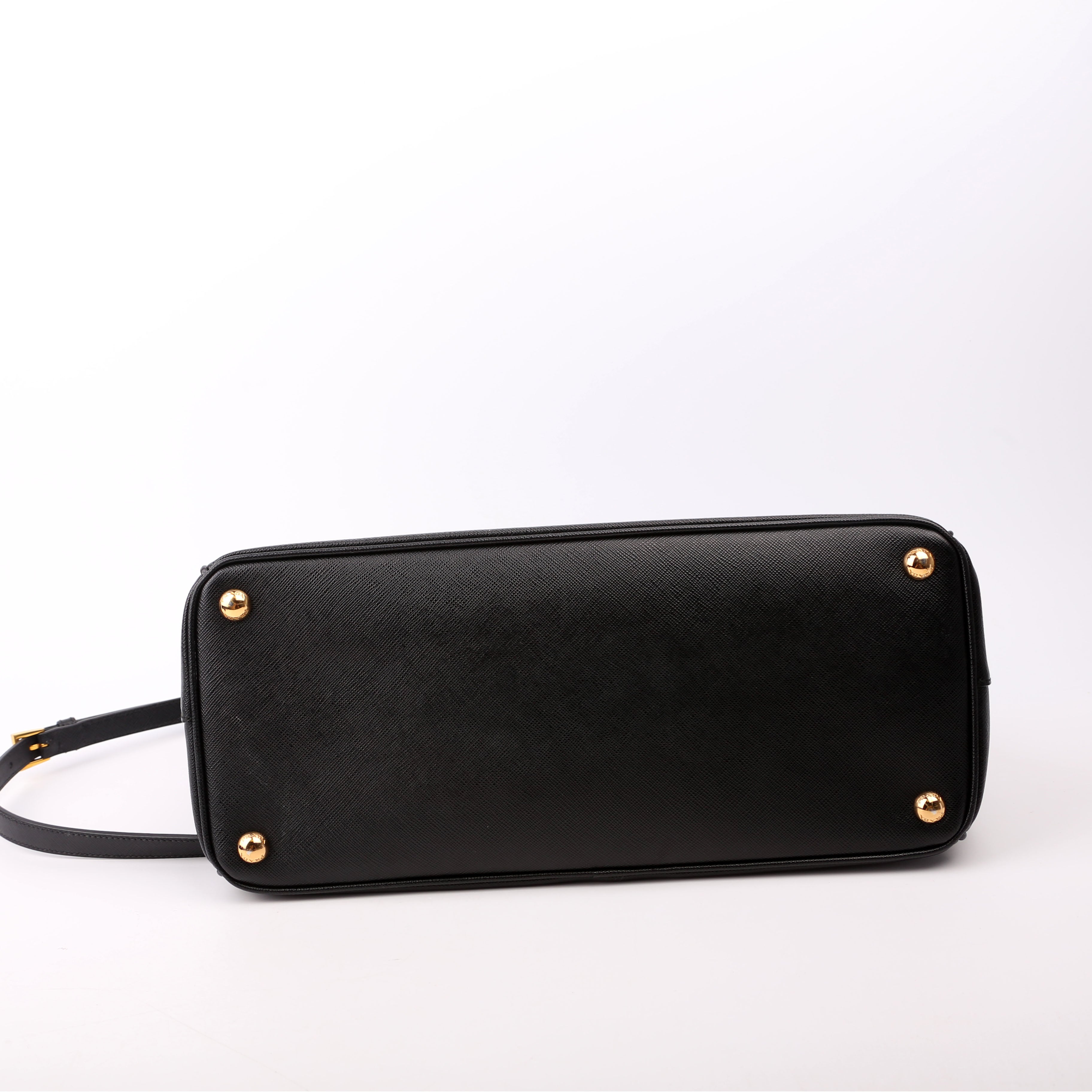 Saffiano Galleria Medium Black