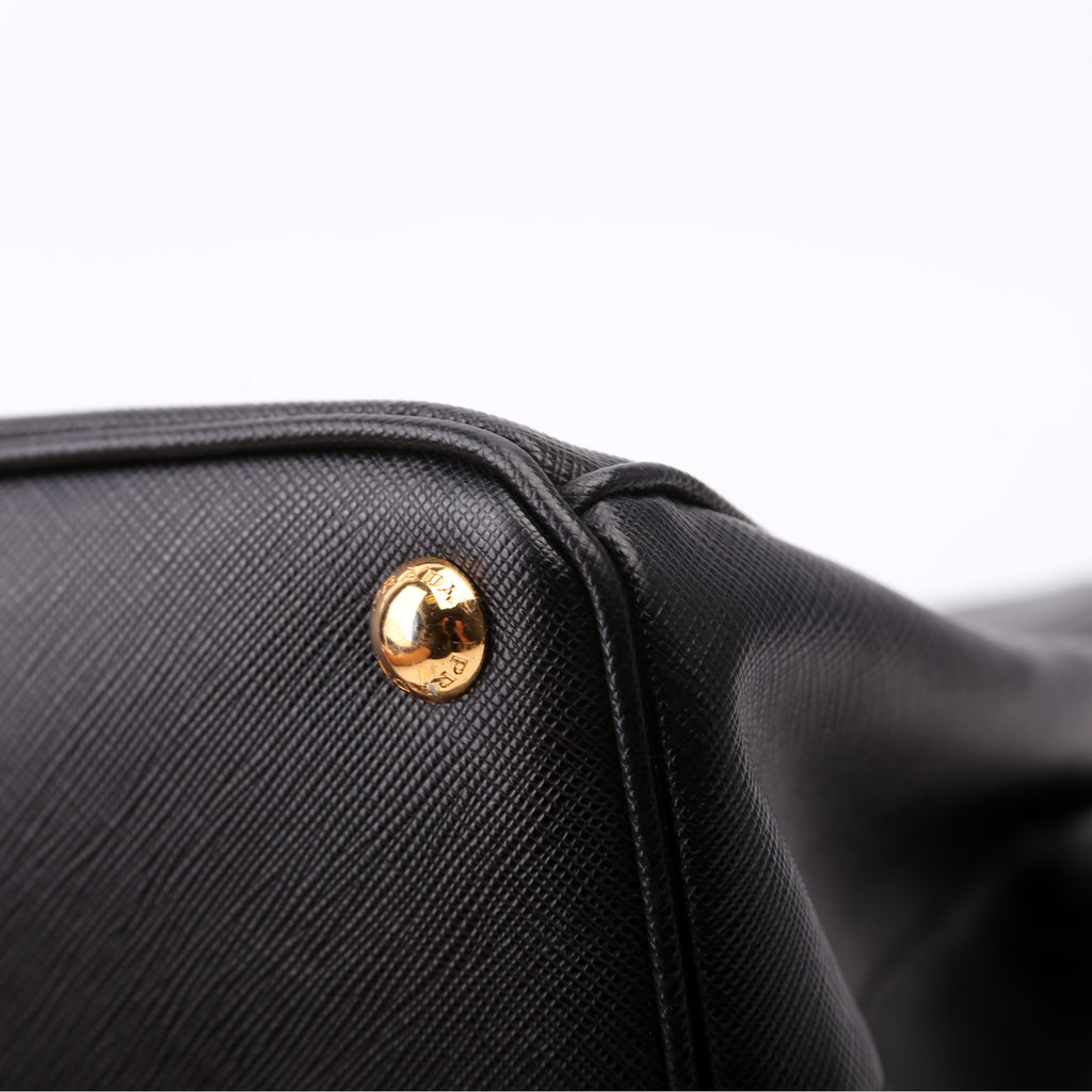 Saffiano Galleria Medium Black