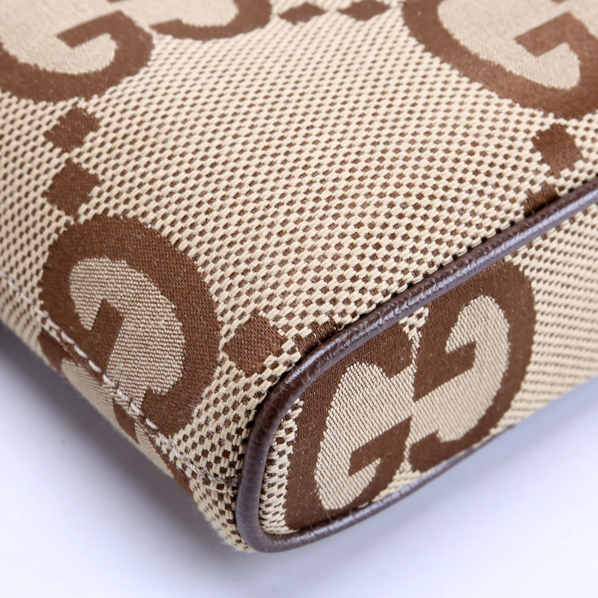 699130 Jumbo GG Messenger Brown