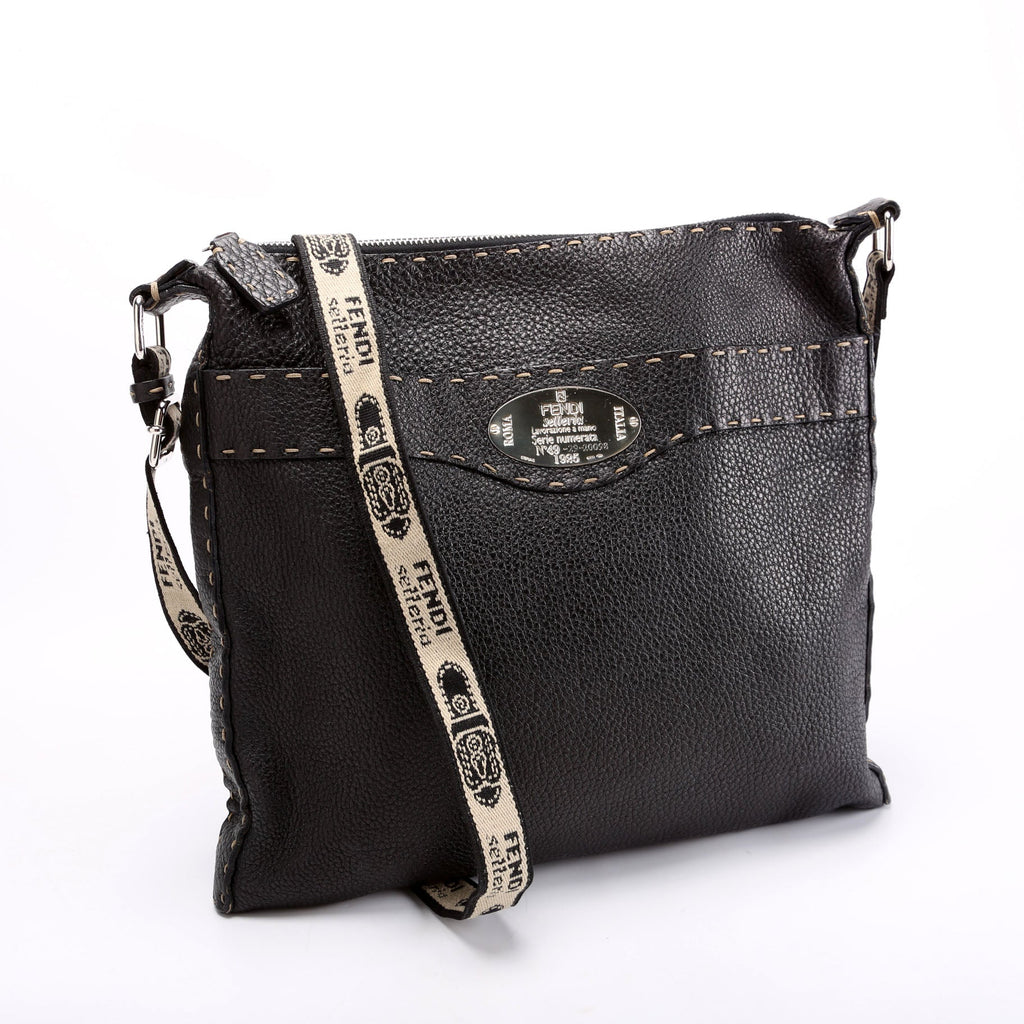 Cuoio Romano Selleria Messenger Black