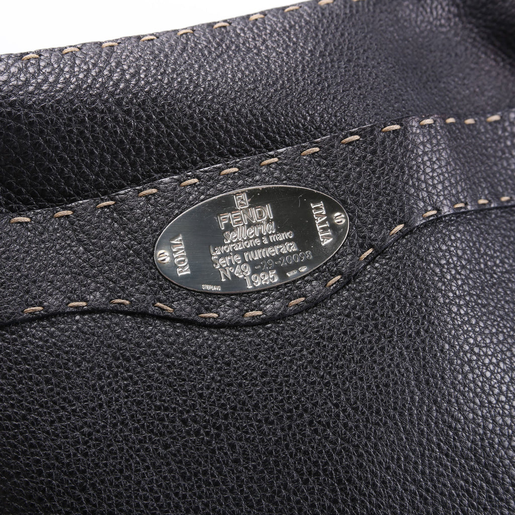 Cuoio Romano Selleria Messenger Black
