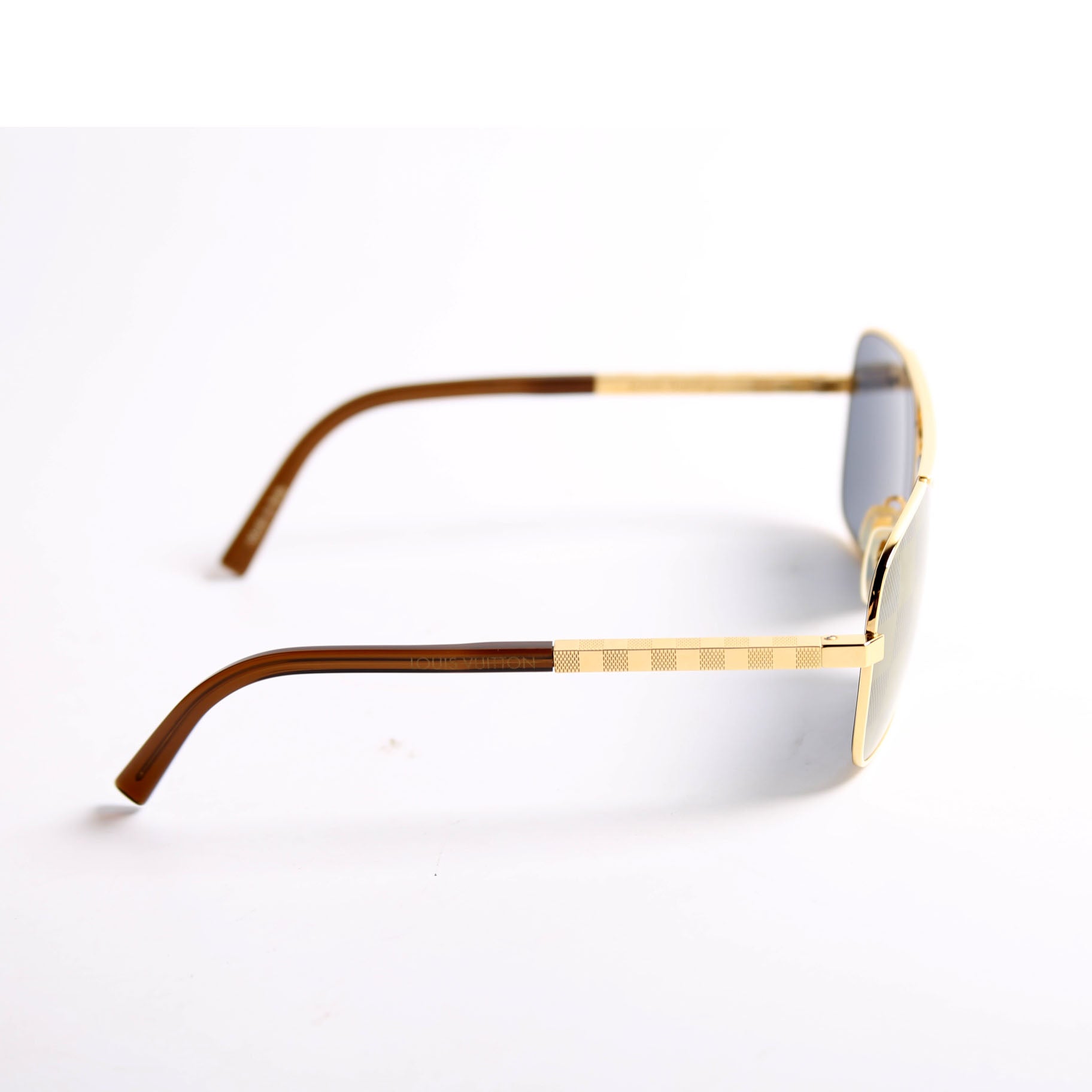 Z2300U Attitude Damier Lens