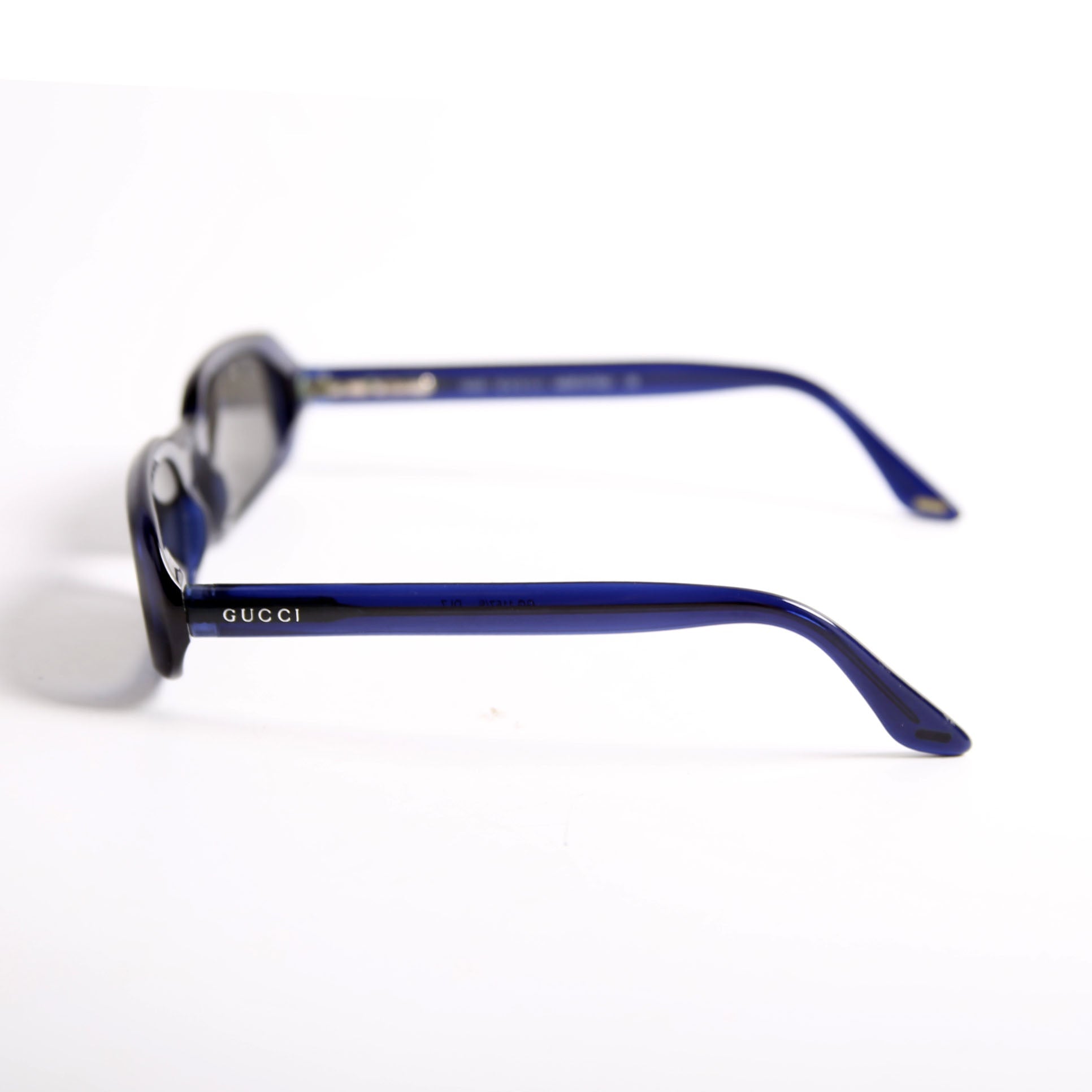 GG1157/S Narrow Oval Frame Sunglasses Navy