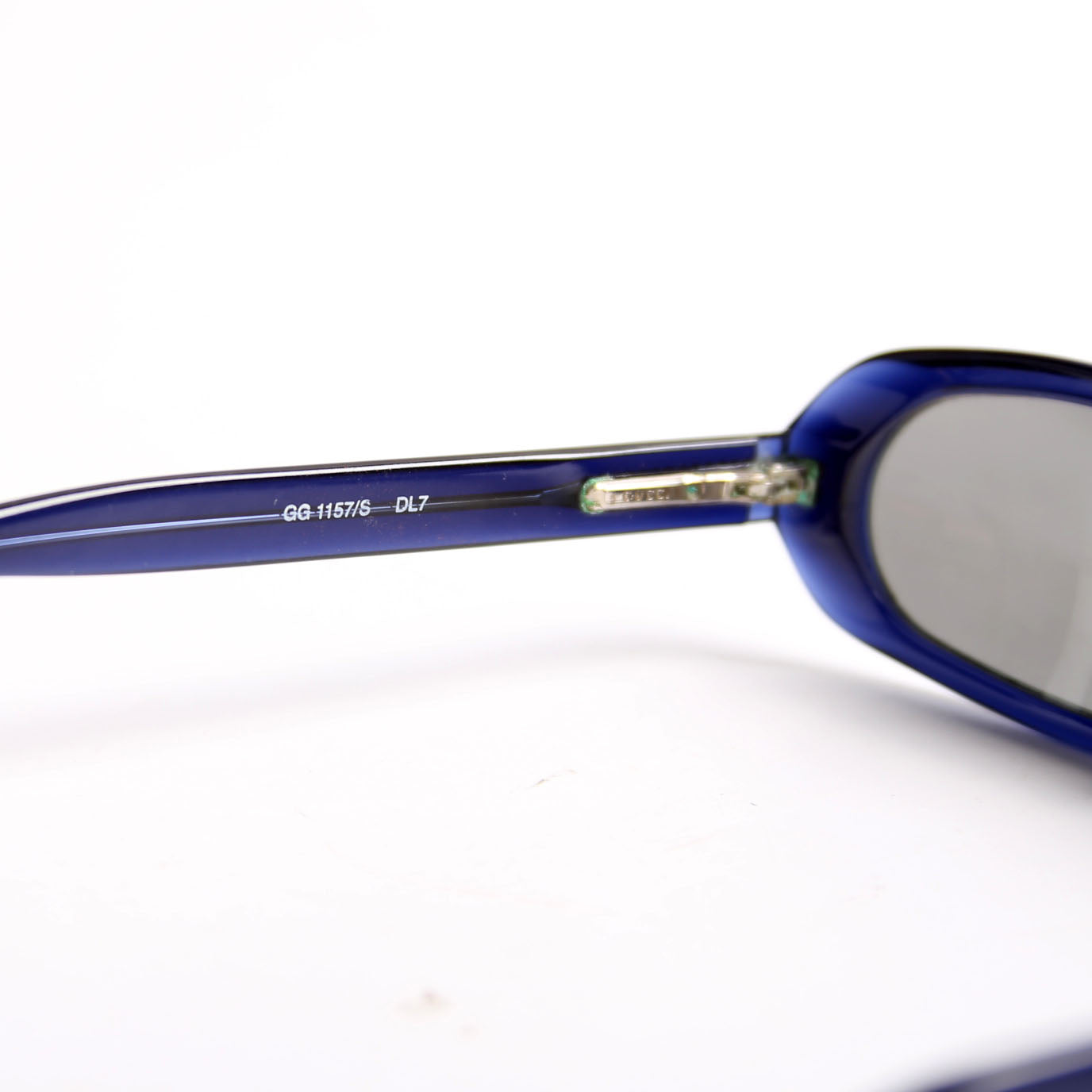 GG1157/S Narrow Oval Frame Sunglasses Navy