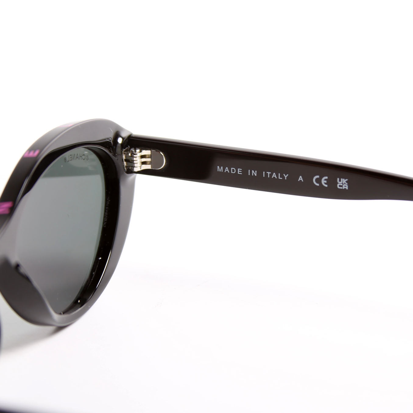 5416 Oval Acetate Polarized Sunglasses Black