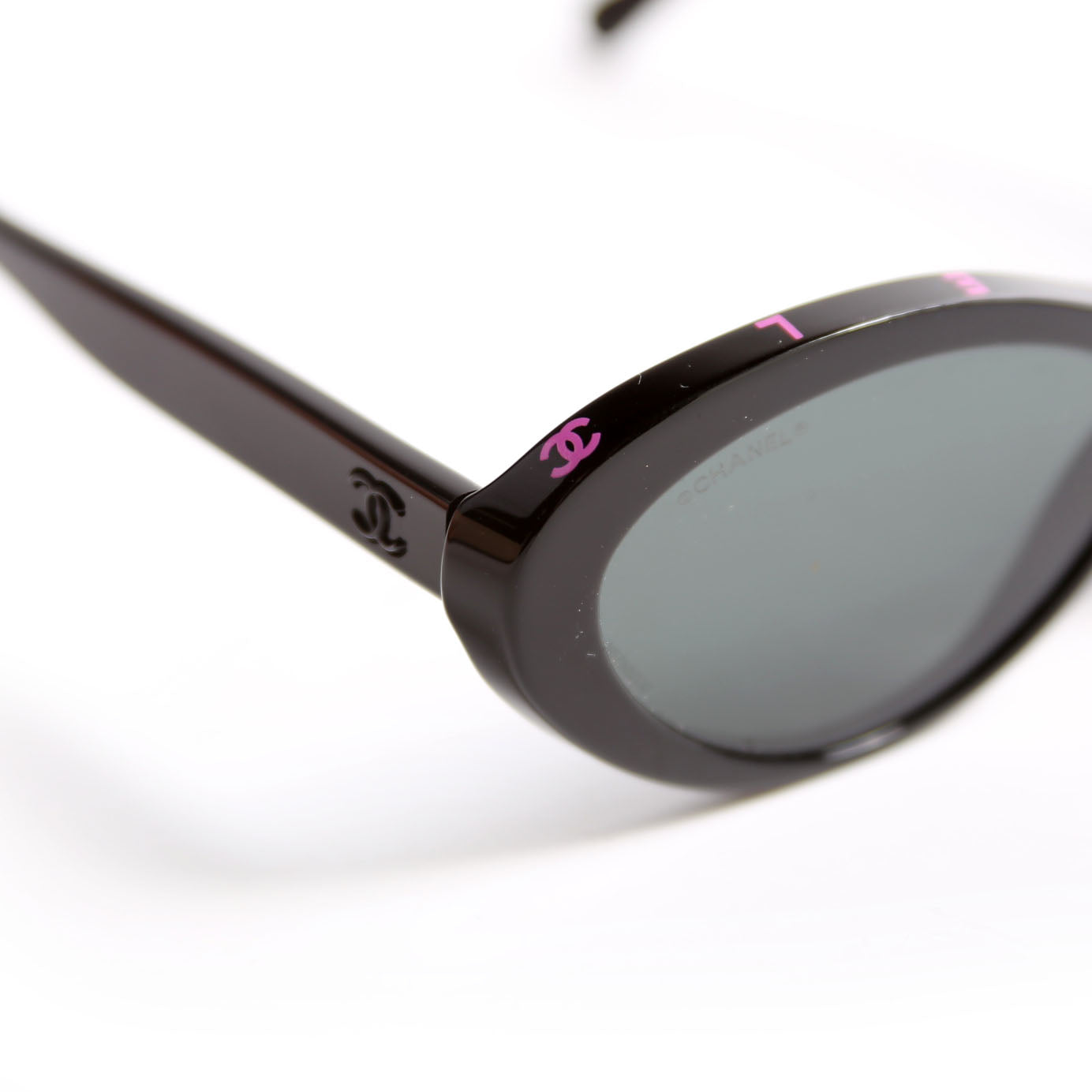 5416 Oval Acetate Polarized Sunglasses Black