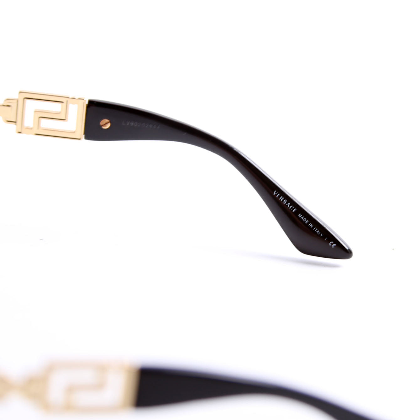 VOD4395 Geometric Sunglasses Black/Gold