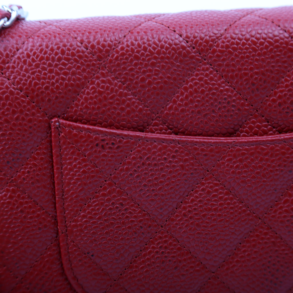 WOC Classic Quilted Caviar 22M Red
