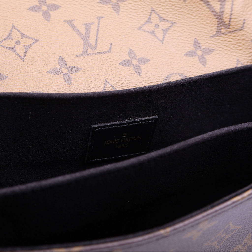 Pochette Metis Reverse Monogram Black