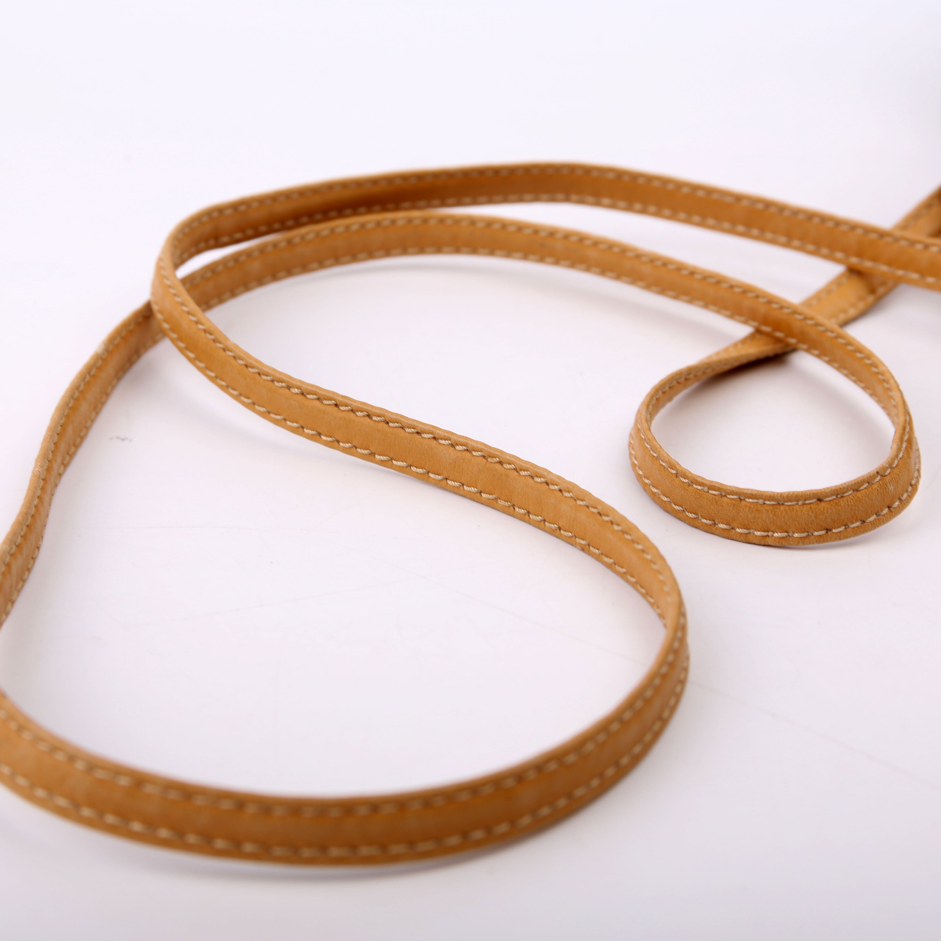 Mini Pequin Boston With Strap Tan