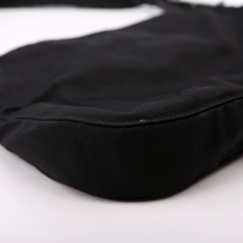 001-3193 Nylon Small Hobo Black