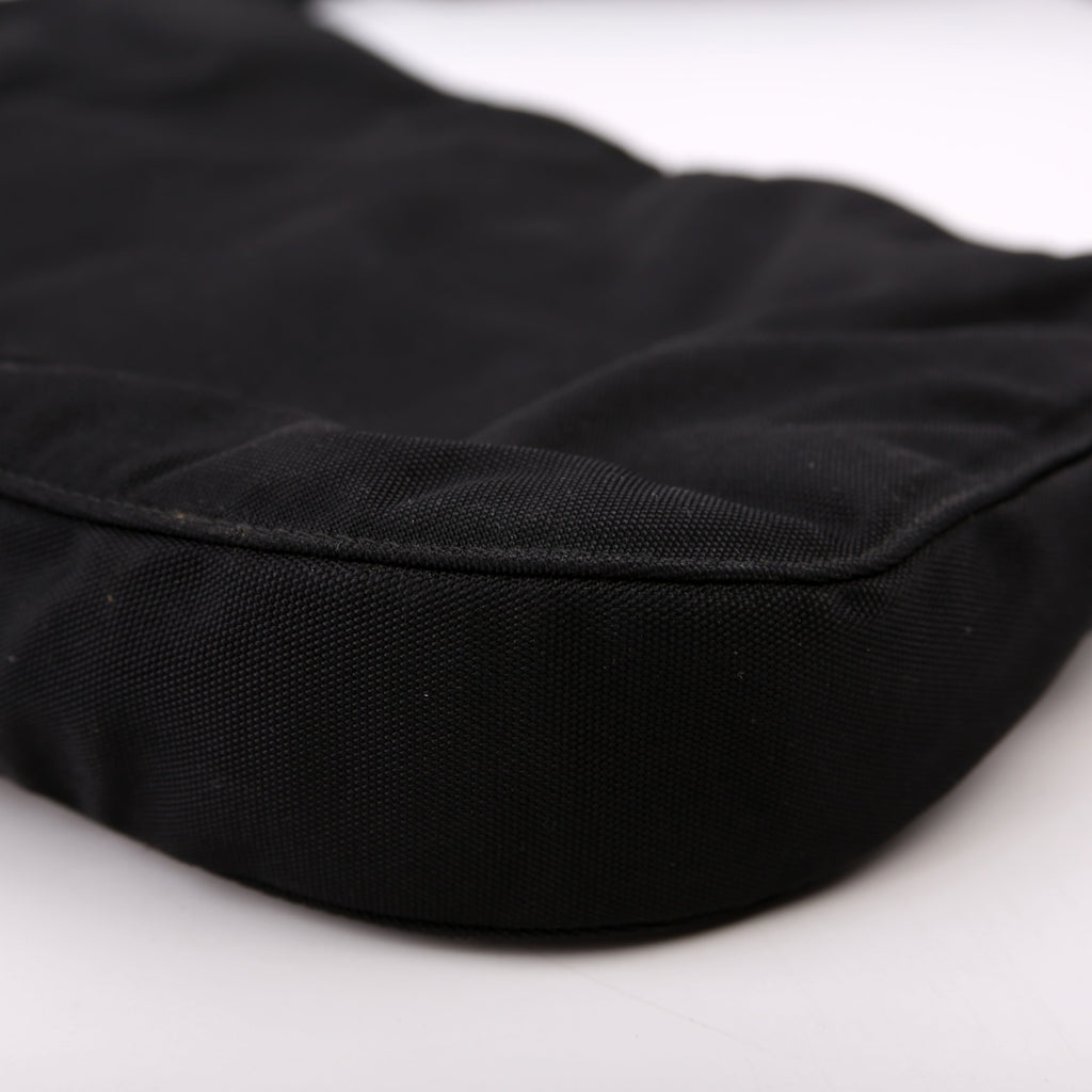 001-3193 Nylon Small Hobo Black