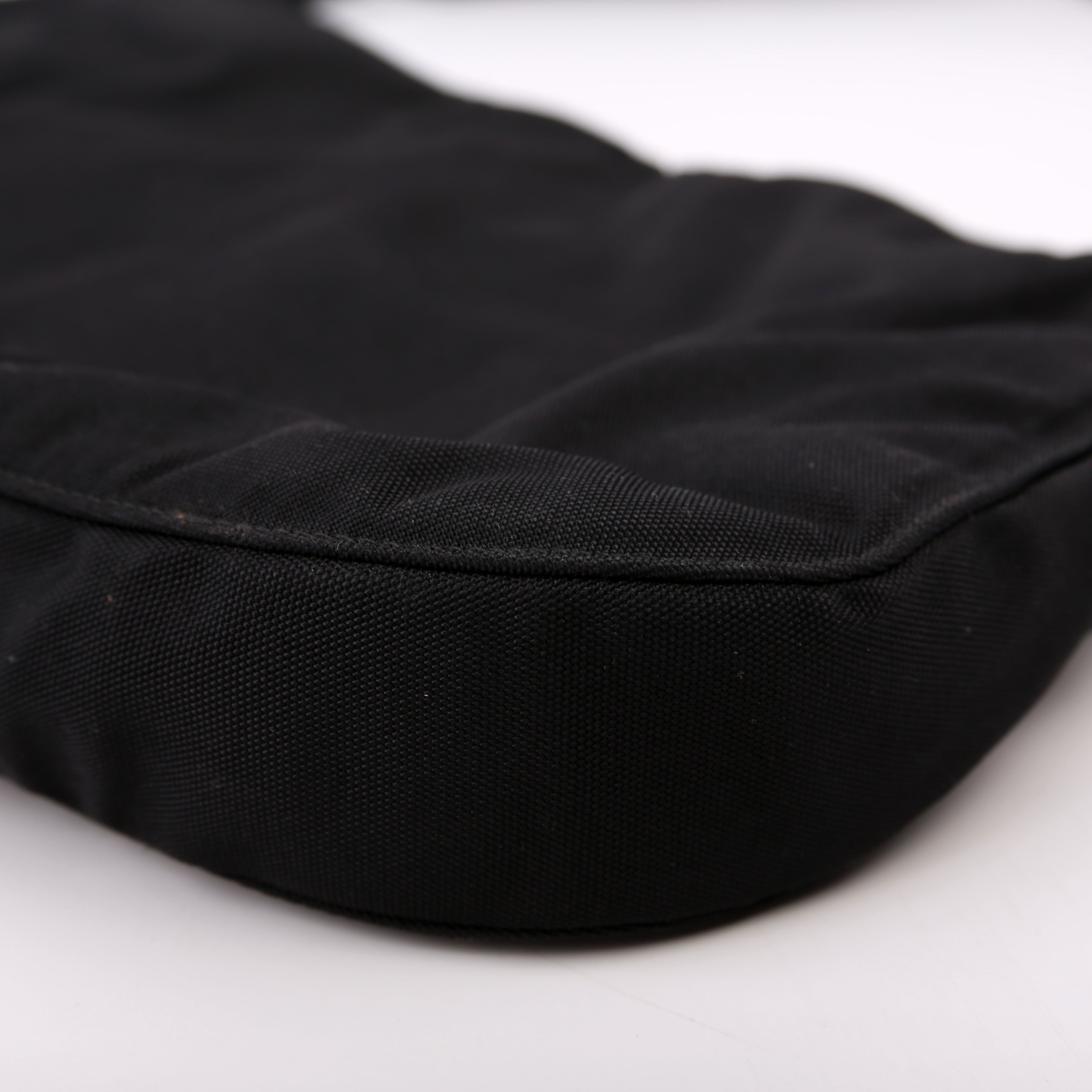 001-3193 Nylon Small Hobo Black