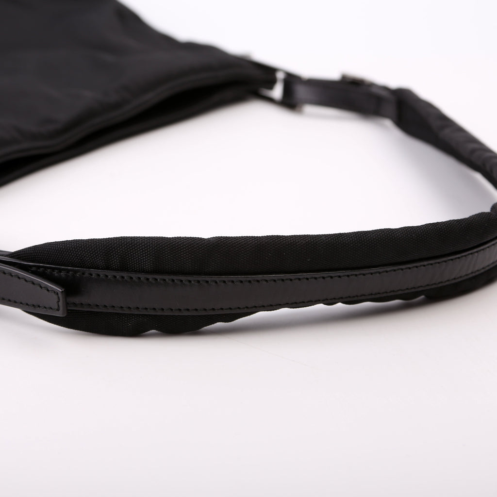 001-3193 Nylon Small Hobo Black