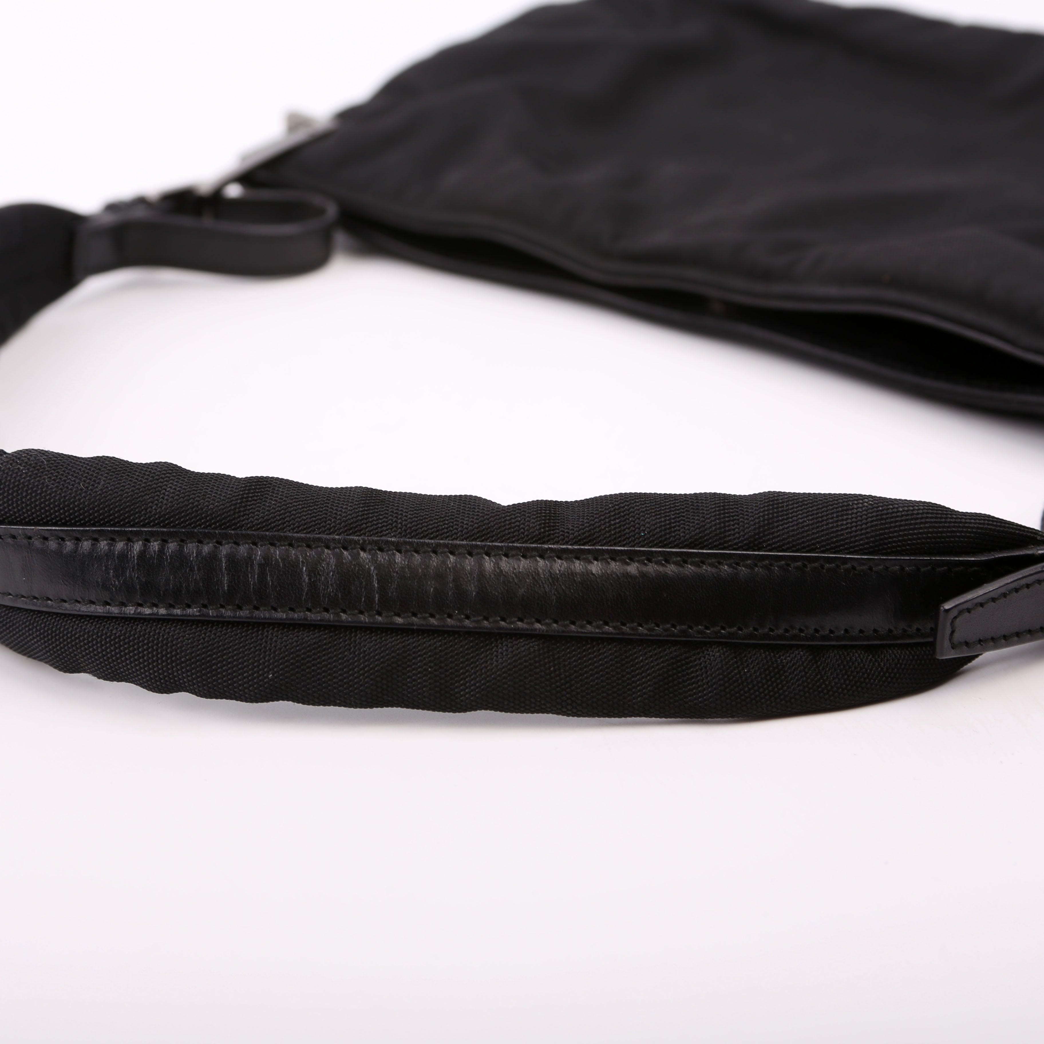 001-3193 Nylon Small Hobo Black