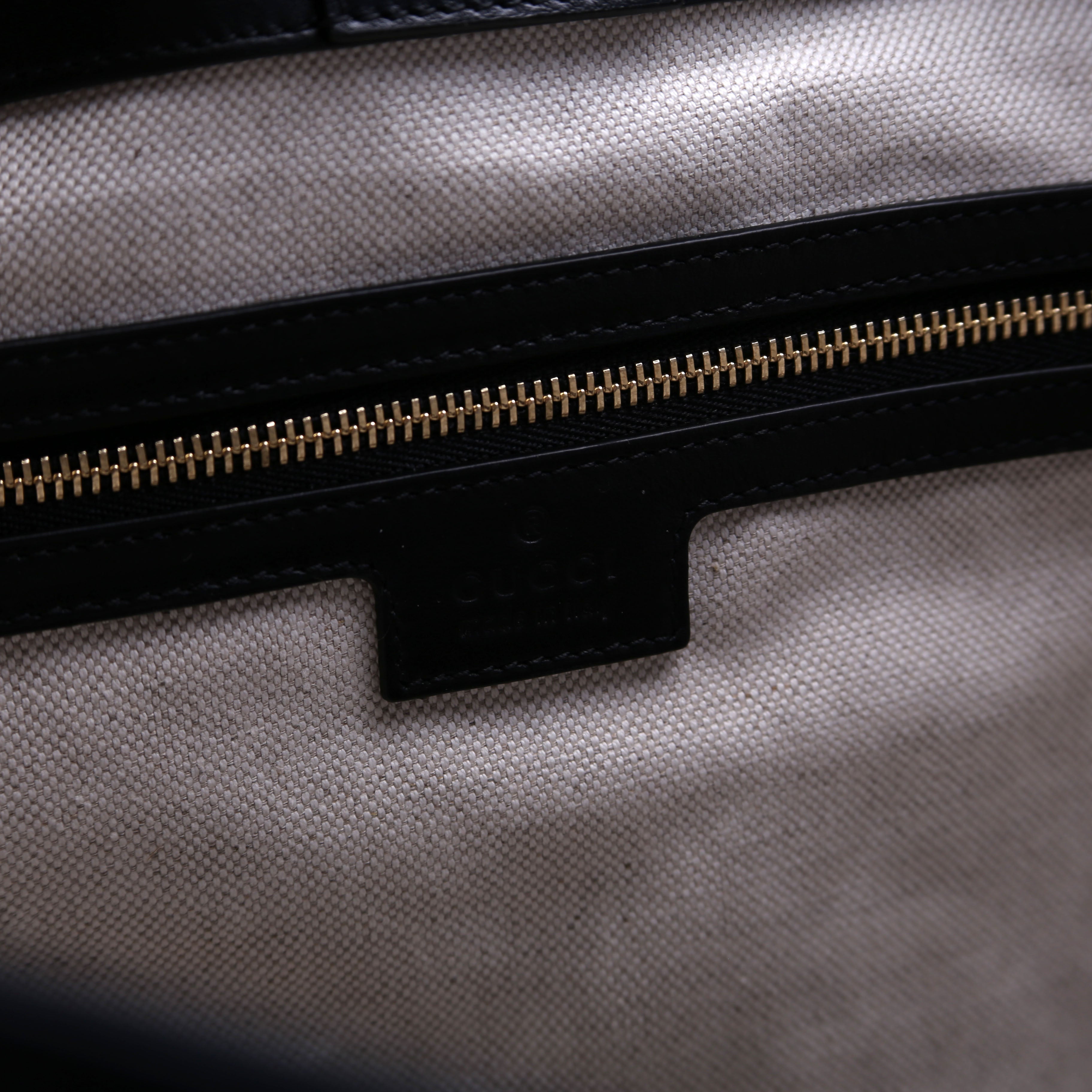 631685 GG Matelasse Ophidia Tote Black