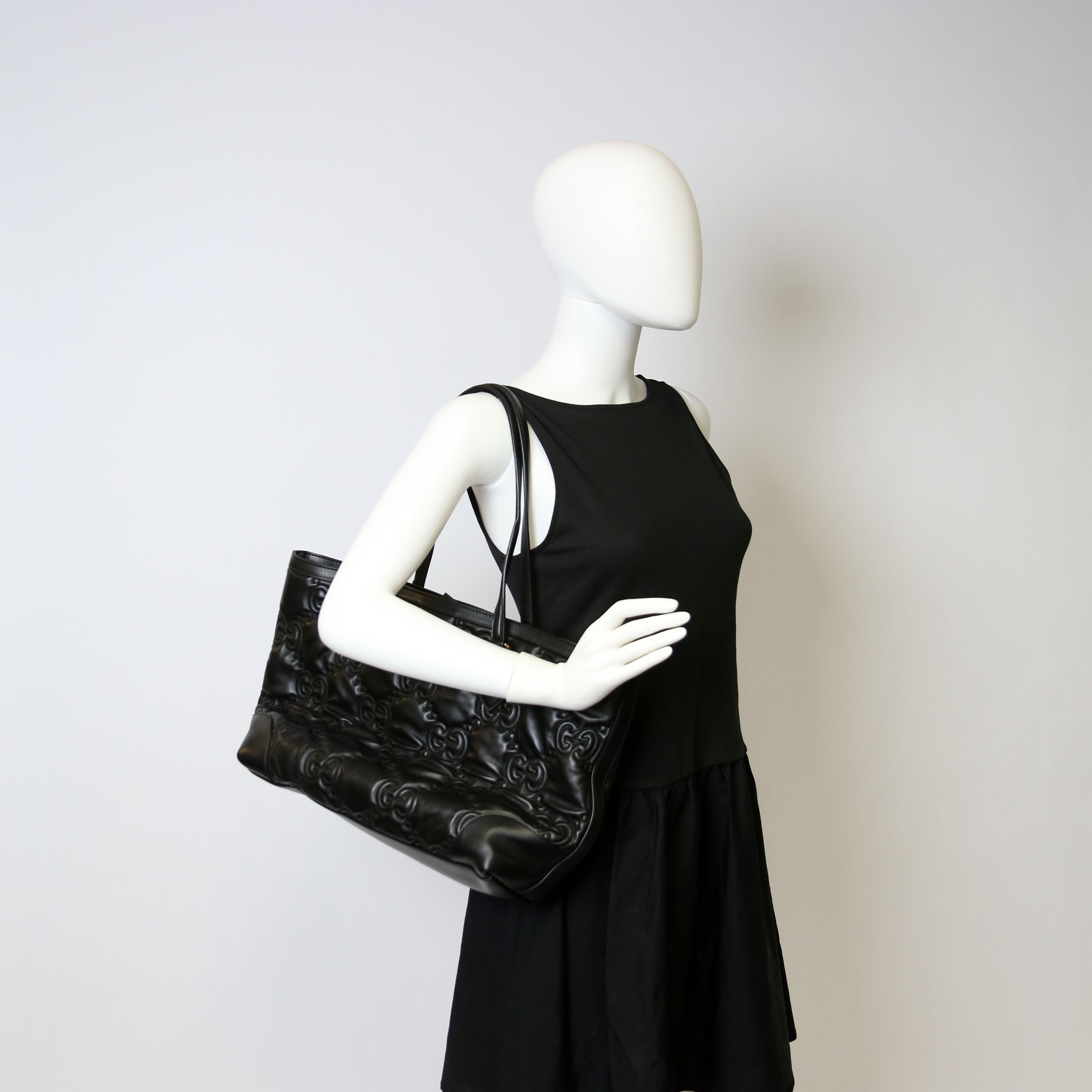 631685 GG Matelasse Ophidia Tote Black