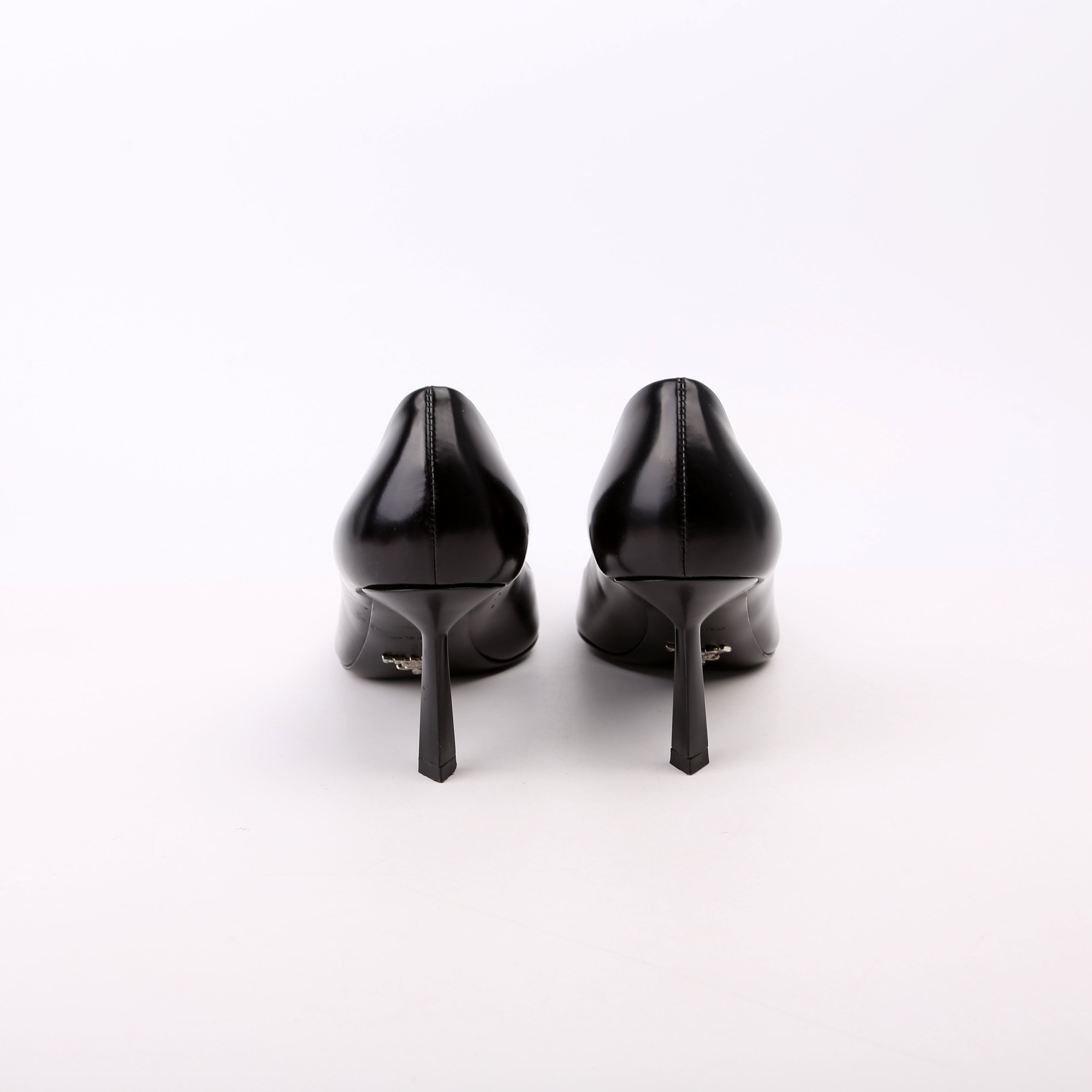 Logo Plaque Pointy Toe Pumps Size 37 Black