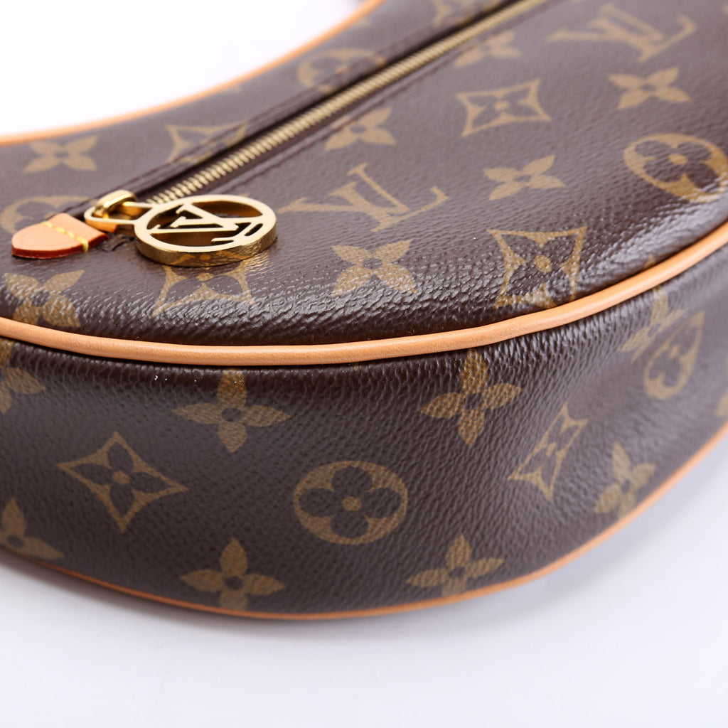 Loop Monogram