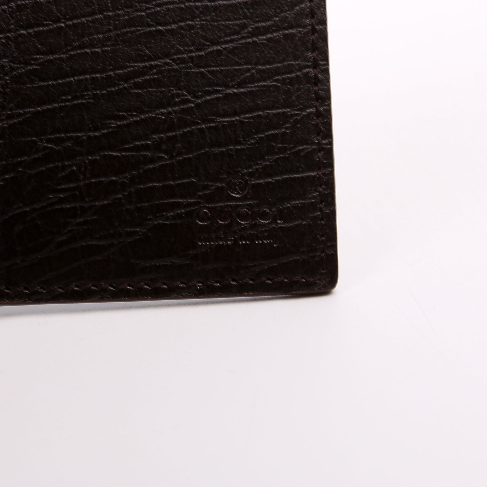 154694 GG Supreme Passport Case Brown