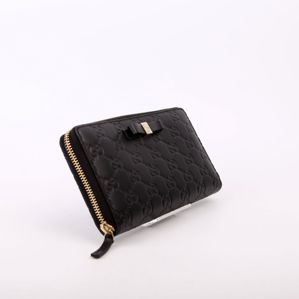 388680 Bow Zip Around Wallet Guccissima Black