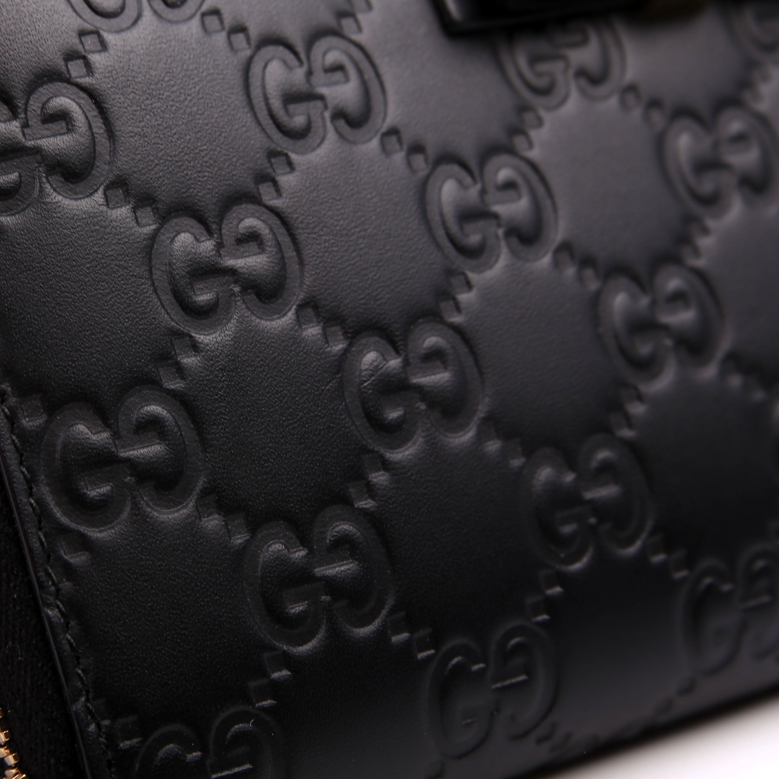 388680 Bow Zip Around Wallet Guccissima Black